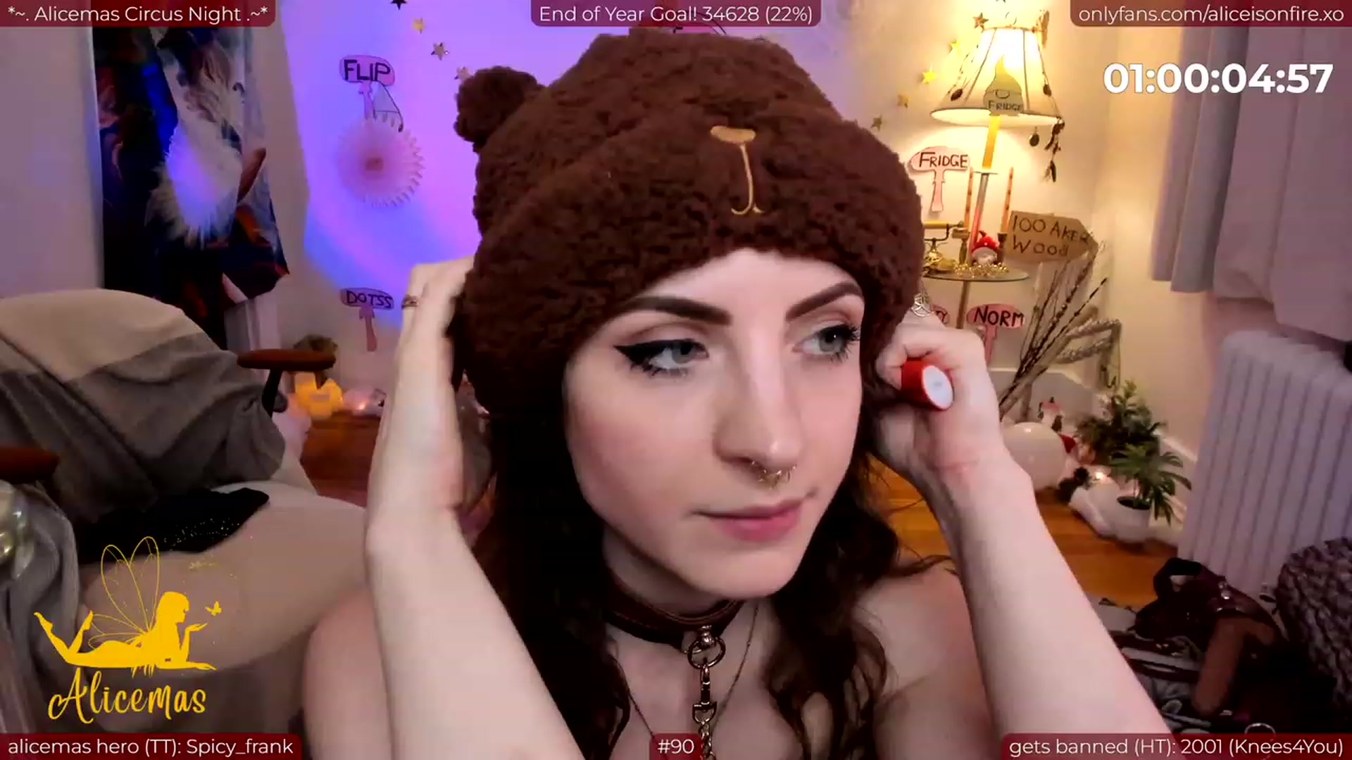 Gallery image thumbnail from aliceisonfire's myfreecams stream on, 12/31/2023, 08:58 image 3 of 20