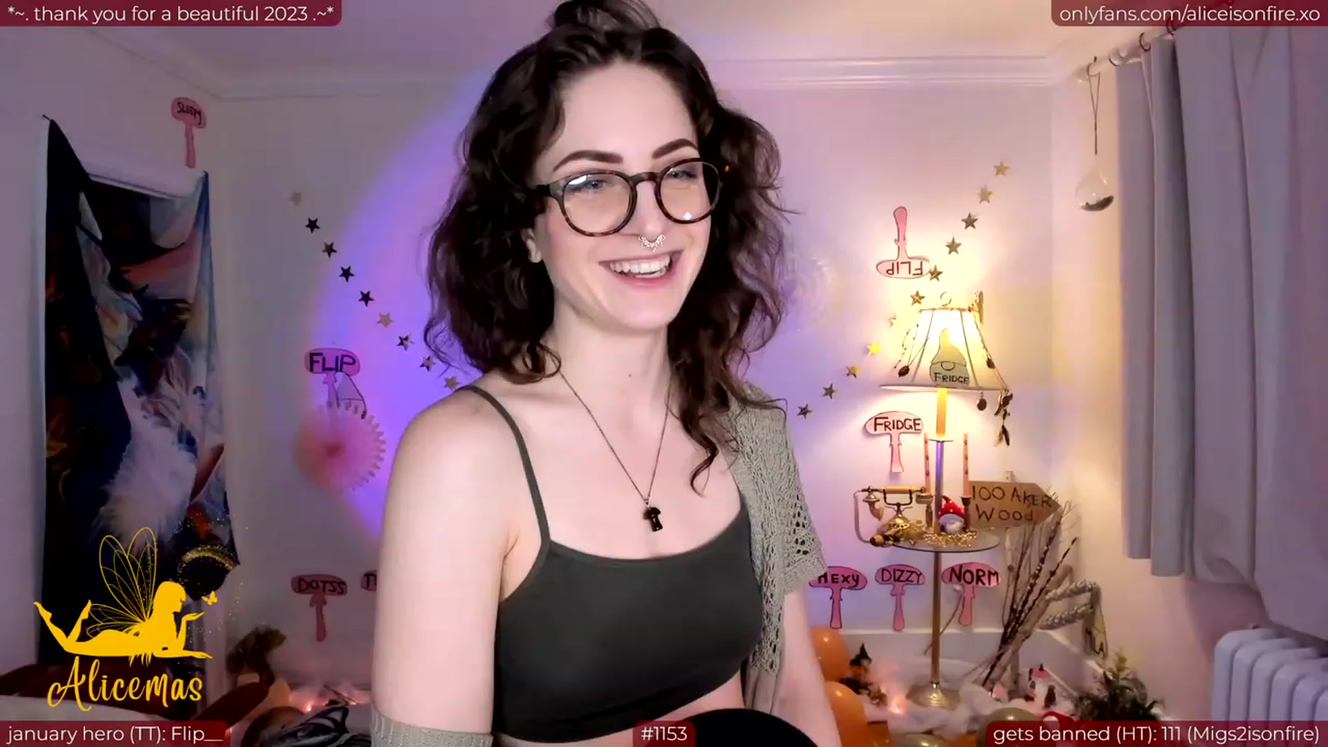 Gallery image thumbnail from aliceisonfire's myfreecams stream on, 01/04/2024, 06:00 image 19 of 20