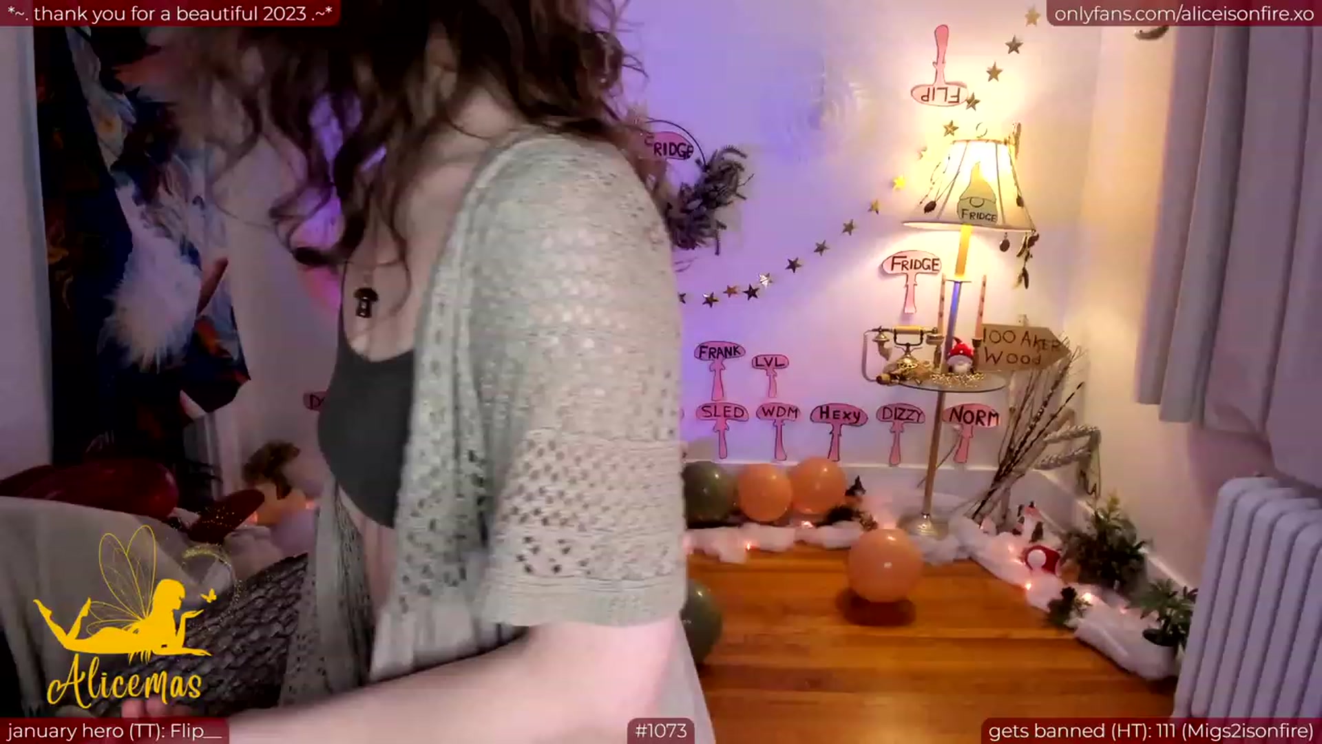 Gallery image thumbnail from aliceisonfire's myfreecams stream on, 01/04/2024, 07:17 image 13 of 20
