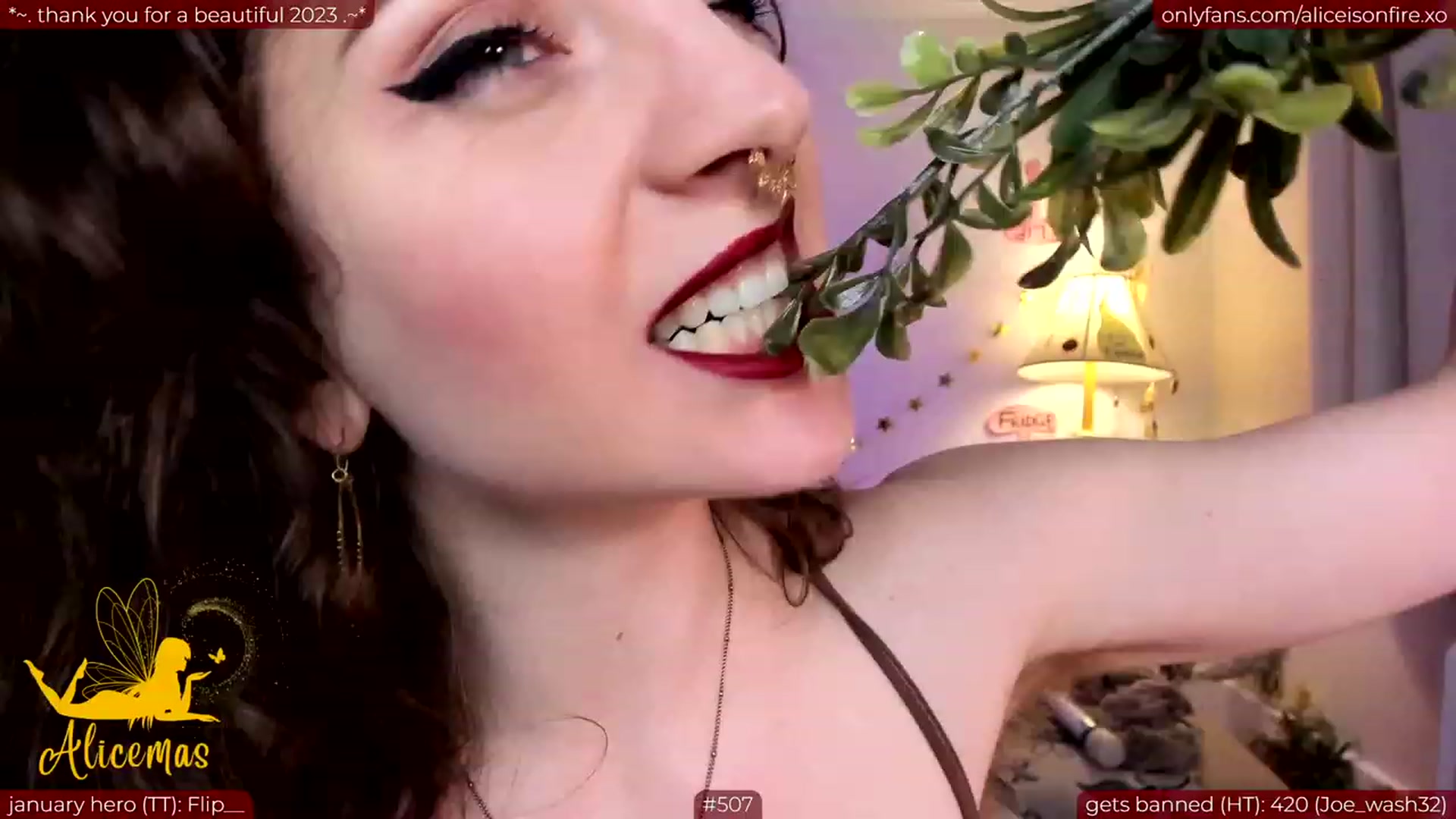 Gallery image thumbnail from aliceisonfire's myfreecams stream on, 01/05/2024, 08:45 image 13 of 20