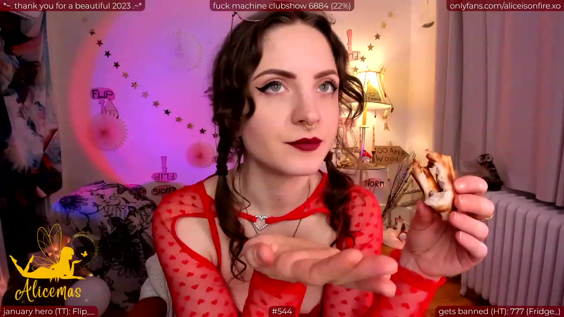 Gallery image thumbnail from aliceisonfire's myfreecams stream on, 01/06/2024, 07:07 image 15 of 20