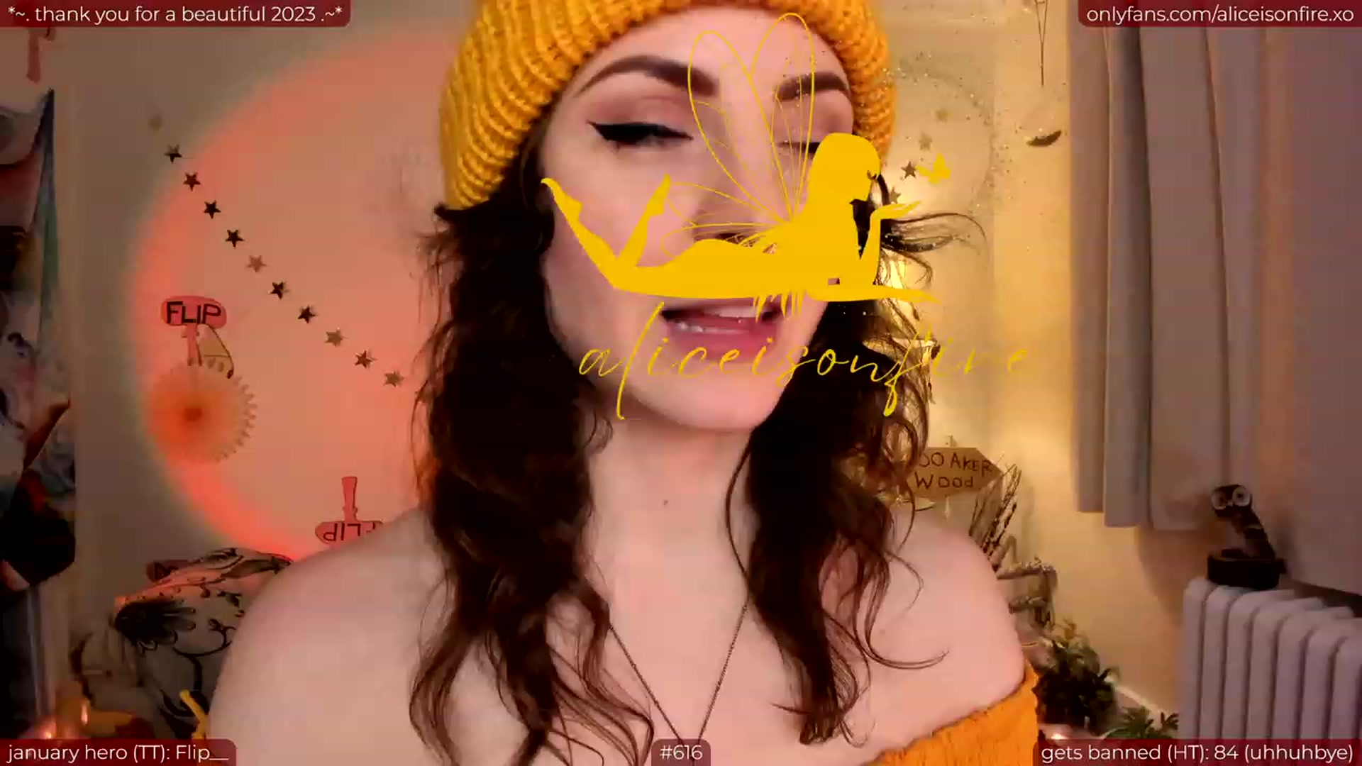 Gallery image thumbnail from aliceisonfire's myfreecams stream on, 01/08/2024, 08:25 image 1 of 20