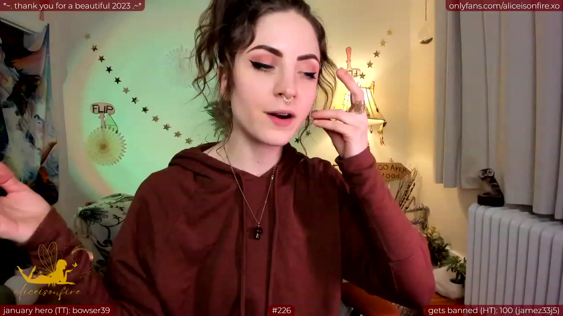 Gallery image thumbnail from aliceisonfire's myfreecams stream on, 01/10/2024, 06:59 image 6 of 20