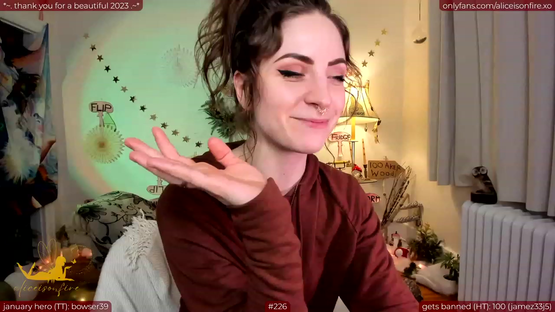 Gallery image thumbnail from aliceisonfire's myfreecams stream on, 01/10/2024, 06:59 image 16 of 20
