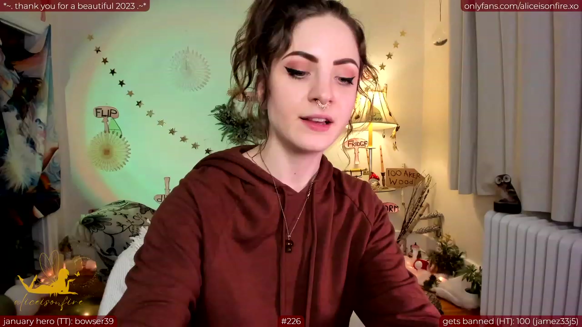 Gallery image thumbnail from aliceisonfire's myfreecams stream on, 01/10/2024, 06:59 image 11 of 20