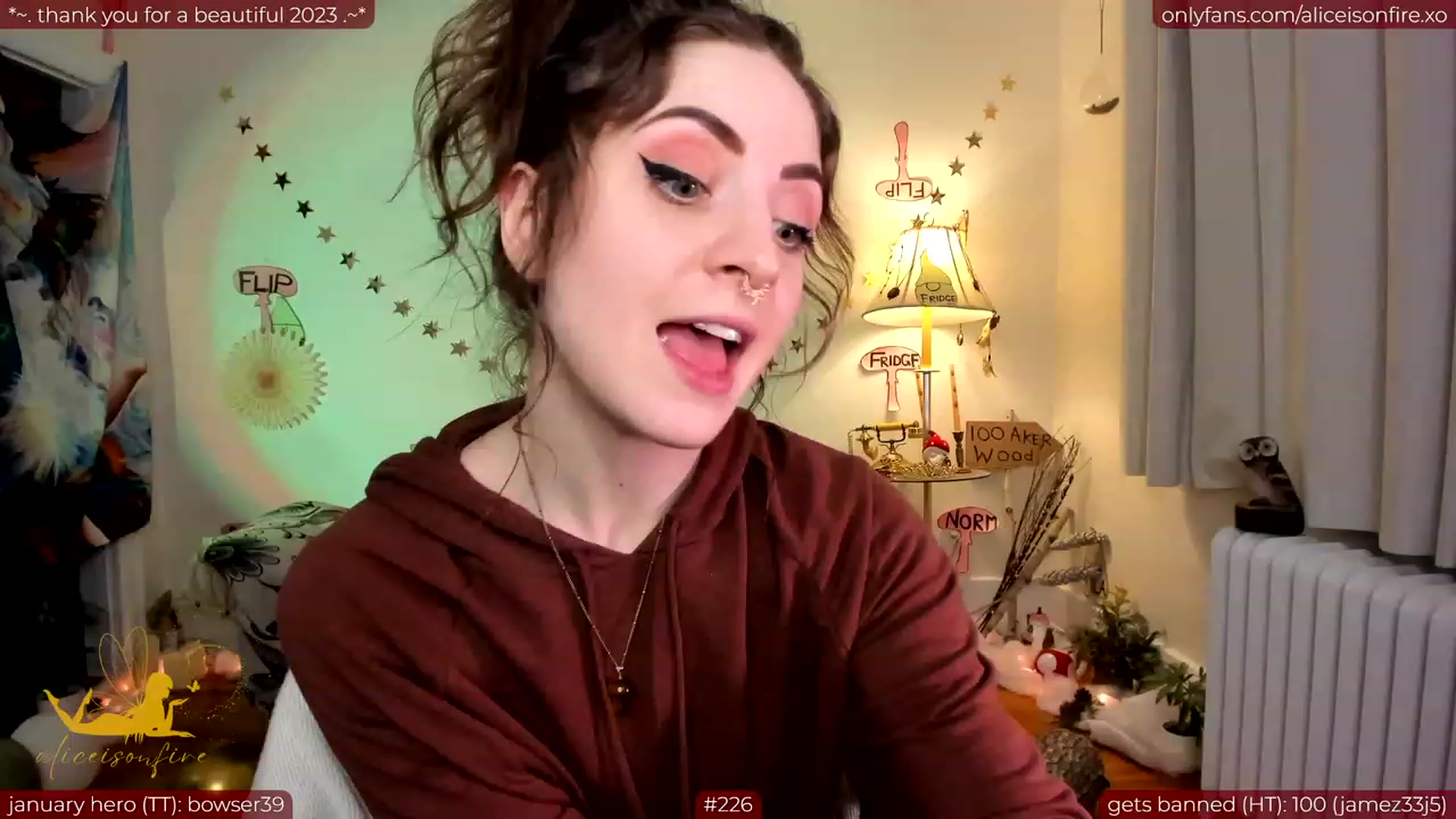 Gallery image thumbnail from aliceisonfire's myfreecams stream on, 01/10/2024, 06:59 image 15 of 20