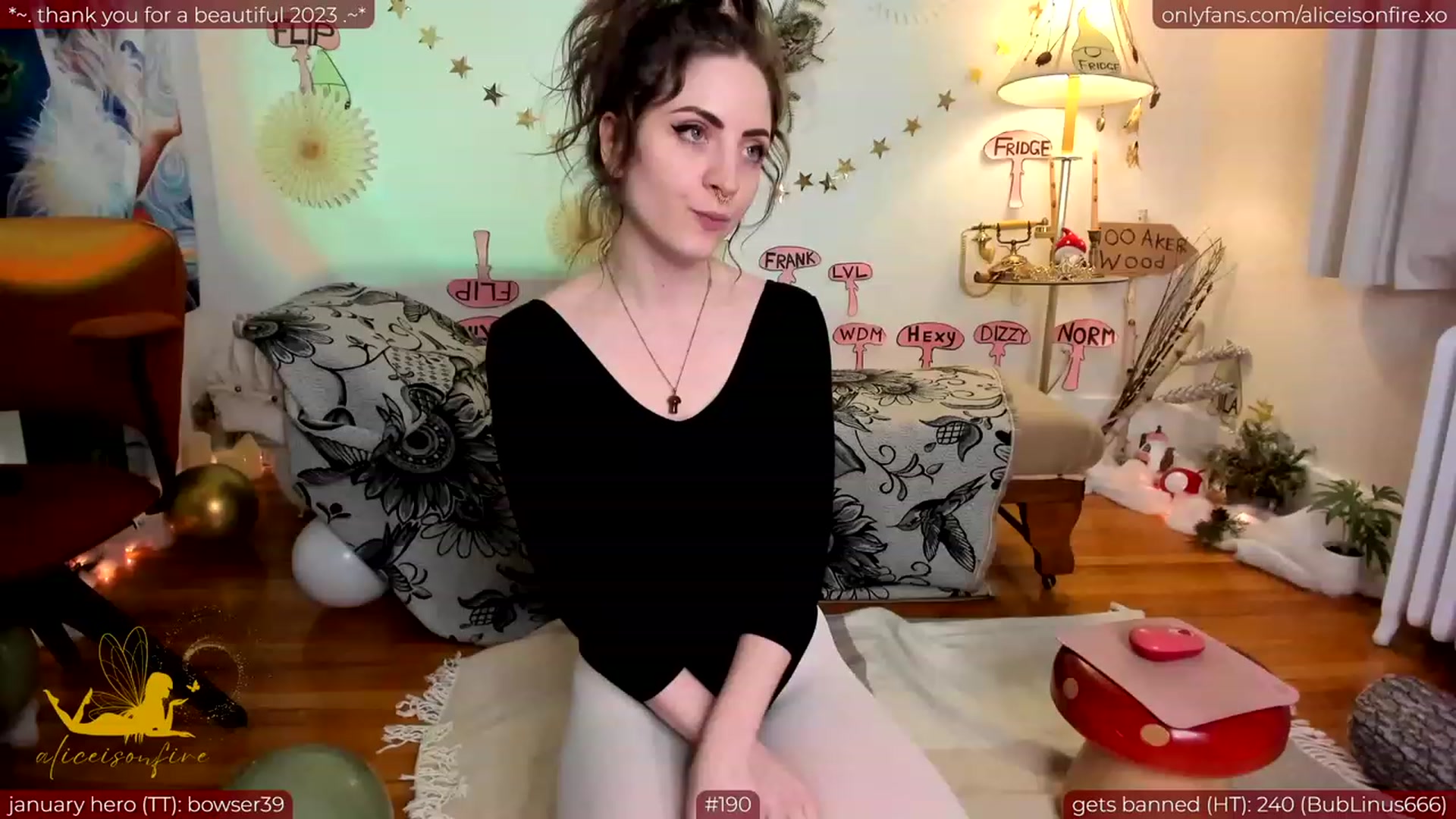 Gallery image thumbnail from aliceisonfire's myfreecams stream on, 01/10/2024, 10:22 image 10 of 20