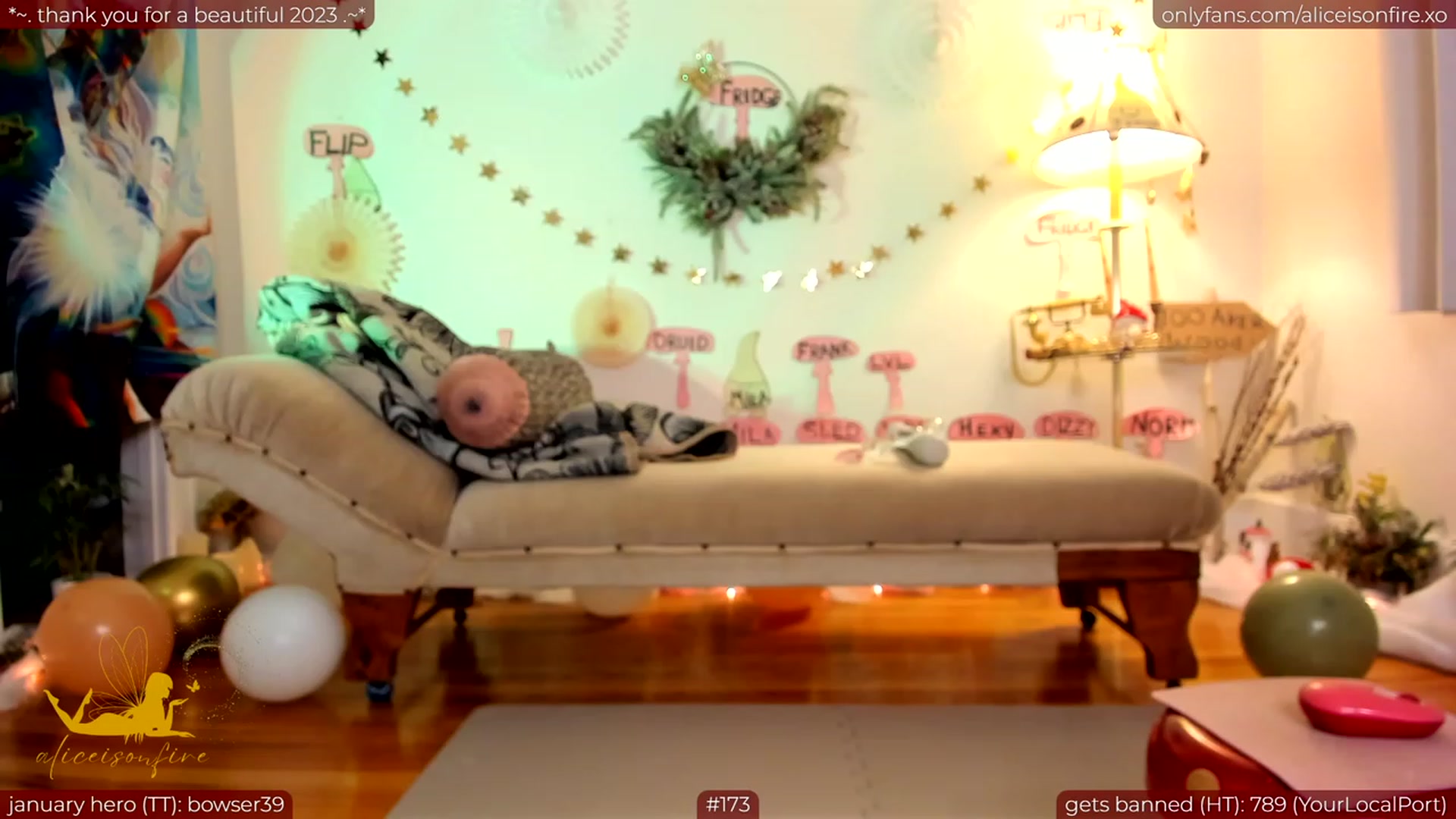 Gallery image thumbnail from aliceisonfire's myfreecams stream on, 01/12/2024, 08:49 image 16 of 20