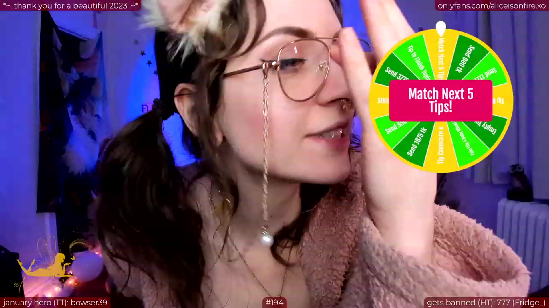 Gallery image thumbnail from aliceisonfire's myfreecams stream on, 01/13/2024, 10:23 image 19 of 20