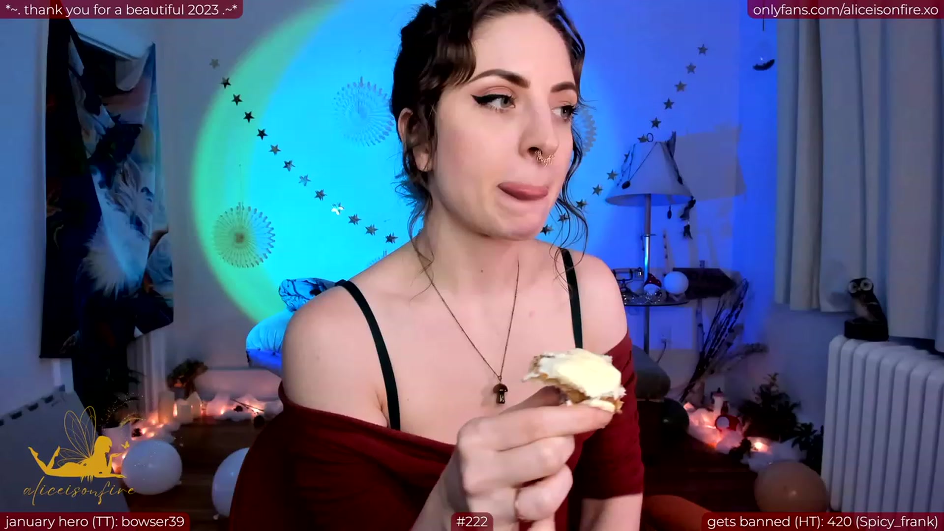 Gallery image thumbnail from aliceisonfire's myfreecams stream on, 01/15/2024, 09:10 image 10 of 20