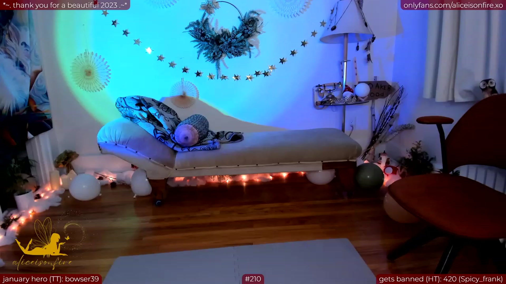 Gallery image thumbnail from aliceisonfire's myfreecams stream on, 01/15/2024, 10:42 image 8 of 20