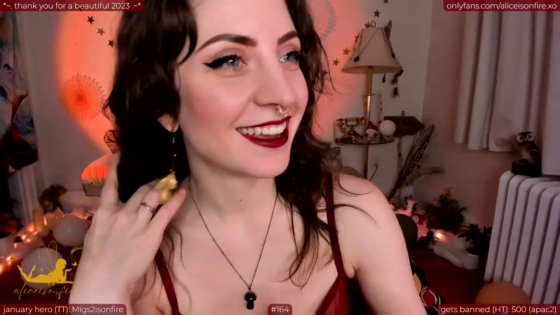 Gallery image thumbnail from aliceisonfire's myfreecams stream on, 01/17/2024, 10:06 image 10 of 20