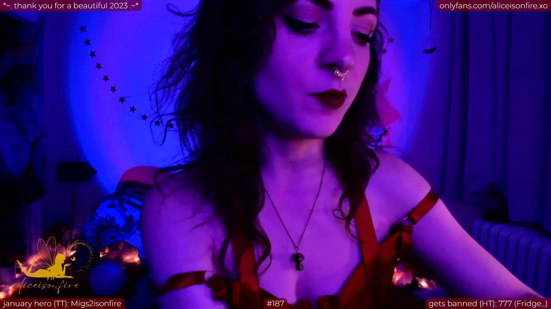 Gallery image thumbnail from aliceisonfire's myfreecams stream on, 01/20/2024, 11:27 image 14 of 20