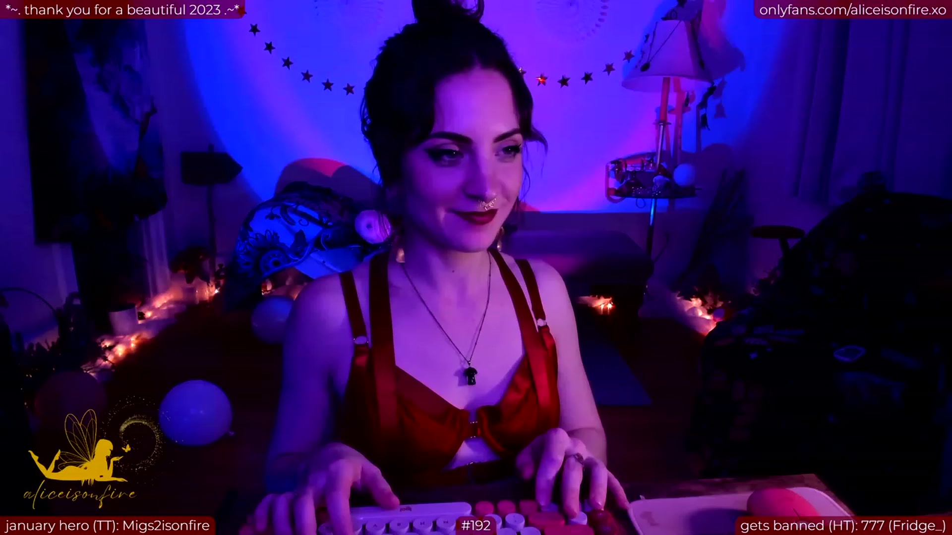 Gallery image thumbnail from aliceisonfire's myfreecams stream on, 01/20/2024, 11:27 image 3 of 20