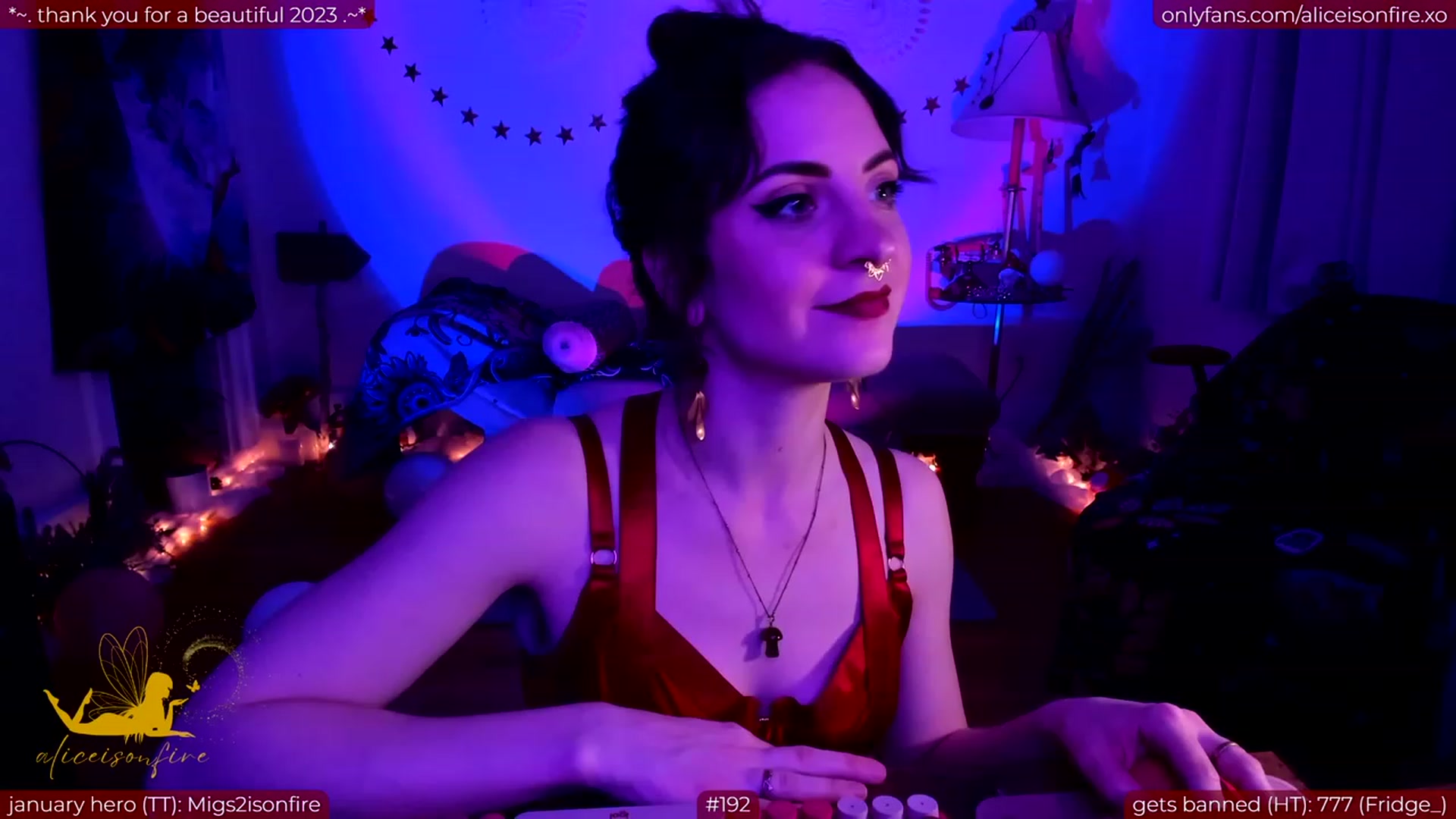 Gallery image thumbnail from aliceisonfire's myfreecams stream on, 01/20/2024, 11:27 image 2 of 20