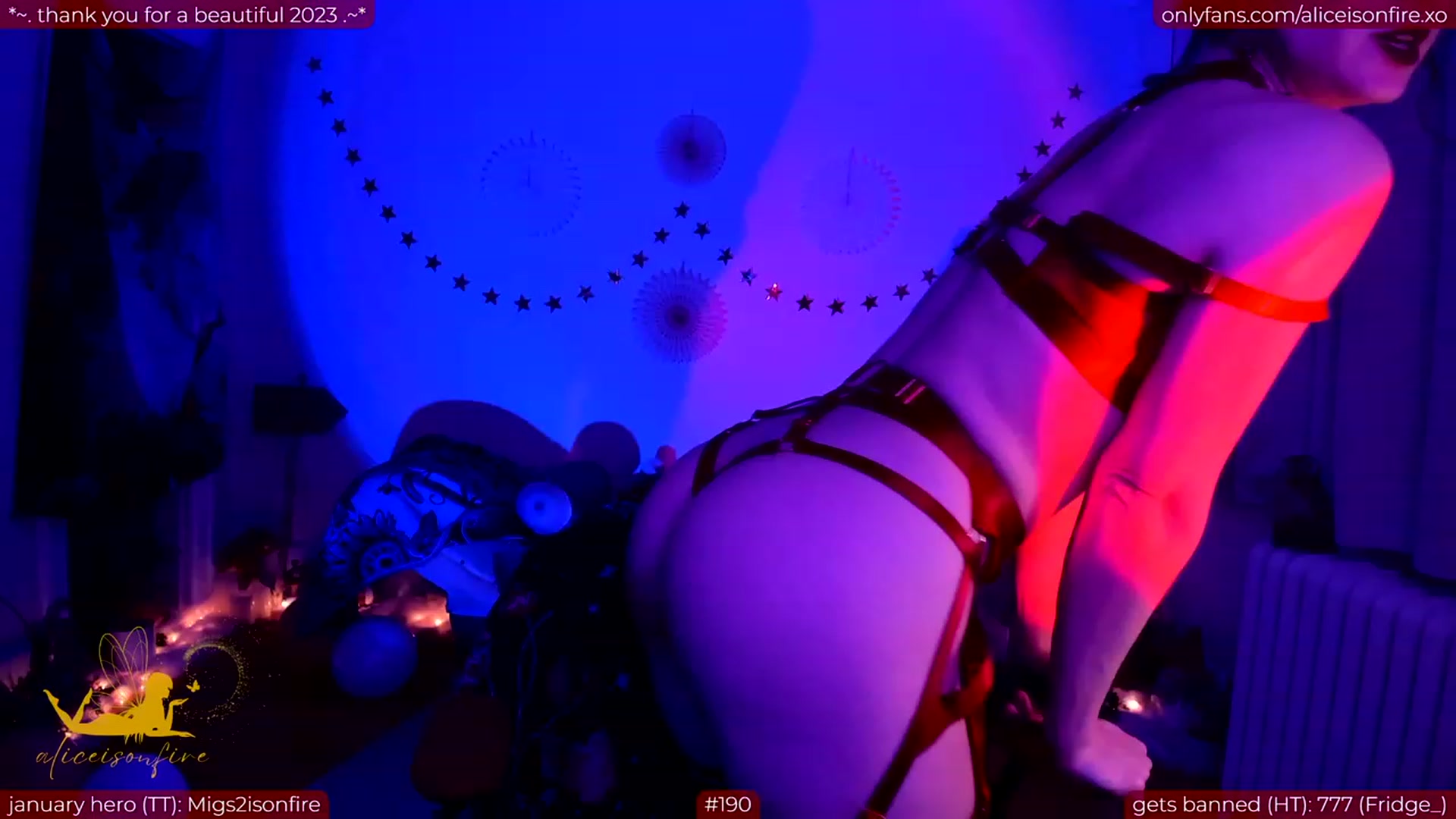 Gallery image thumbnail from aliceisonfire's myfreecams stream on, 01/20/2024, 11:27 image 11 of 20