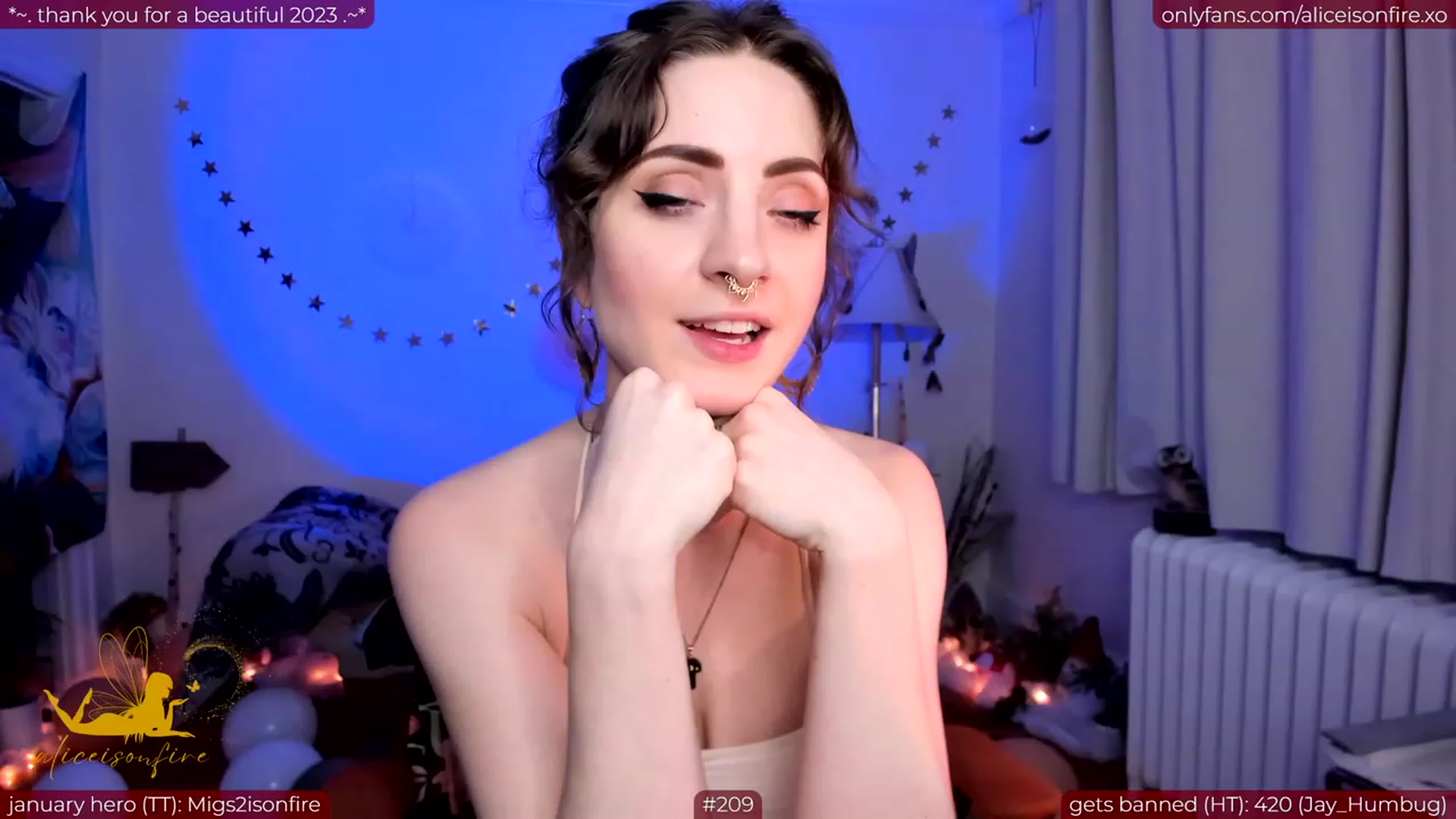 Gallery image thumbnail from aliceisonfire's myfreecams stream on, 01/23/2024, 05:54 image 19 of 20