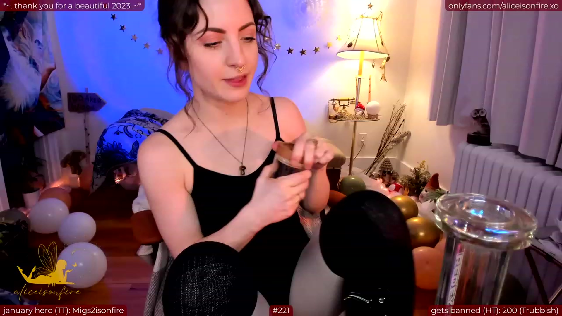 Gallery image thumbnail from aliceisonfire's myfreecams stream on, 01/24/2024, 06:43 image 20 of 20