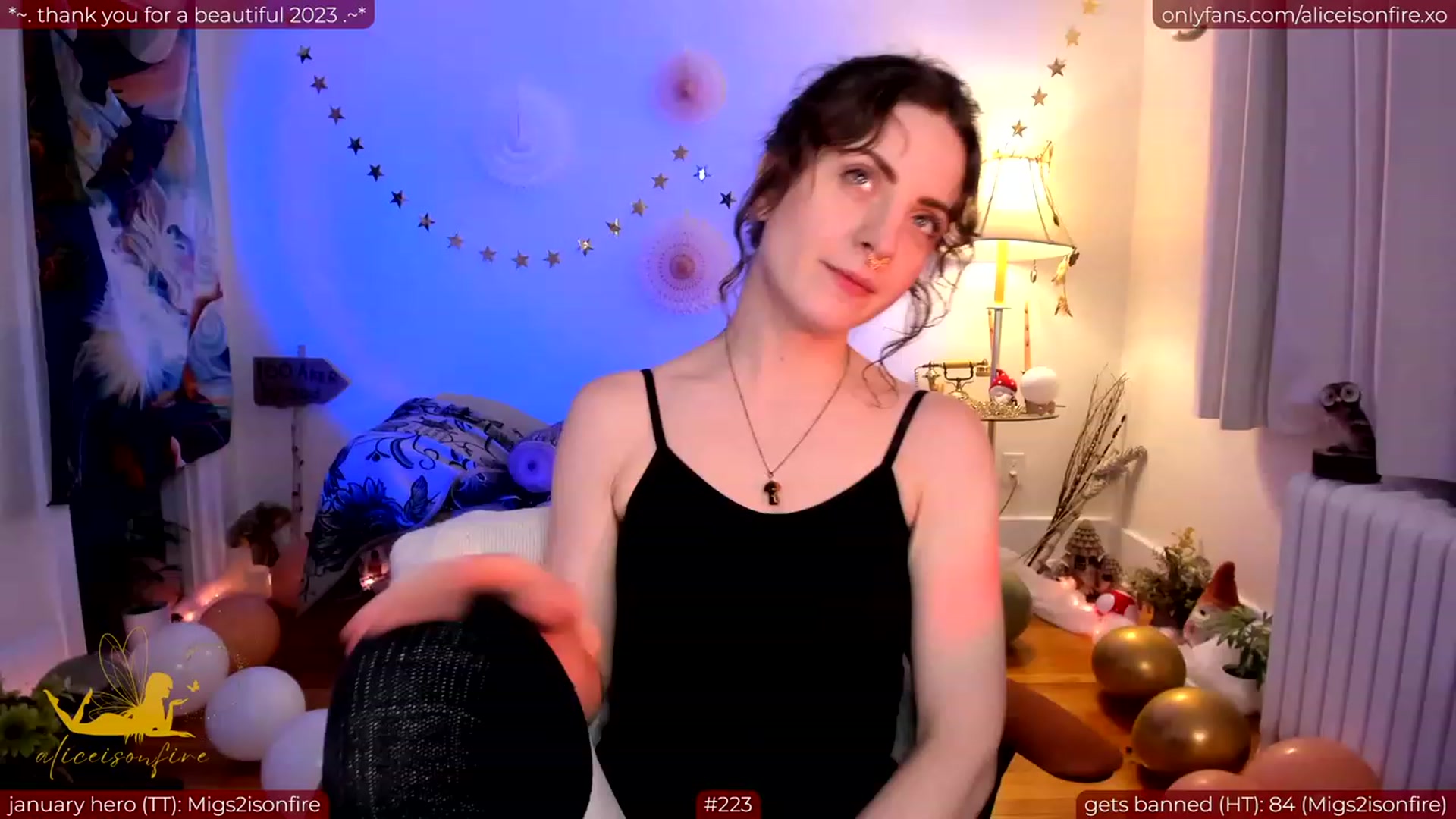 Gallery image thumbnail from aliceisonfire's myfreecams stream on, 01/24/2024, 06:43 image 7 of 20