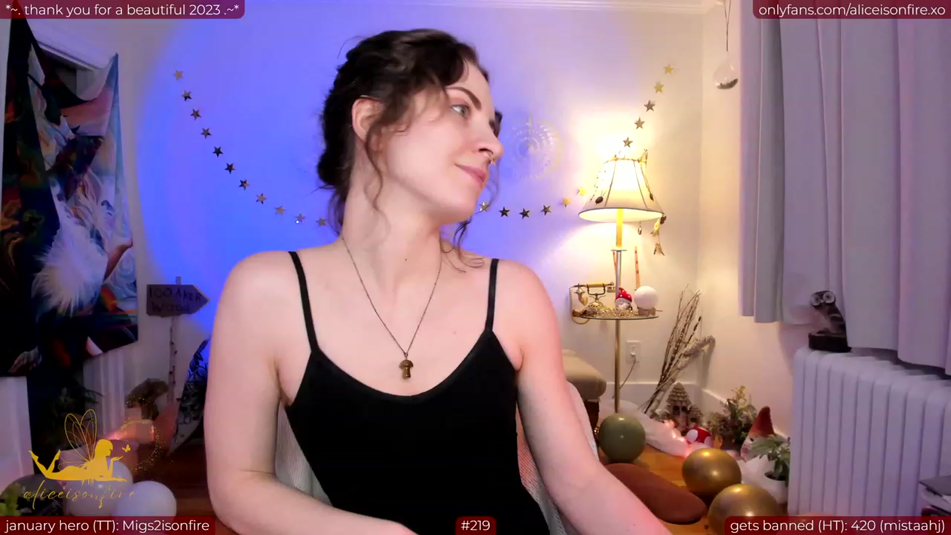Gallery image thumbnail from aliceisonfire's myfreecams stream on, 01/24/2024, 10:36 image 4 of 20