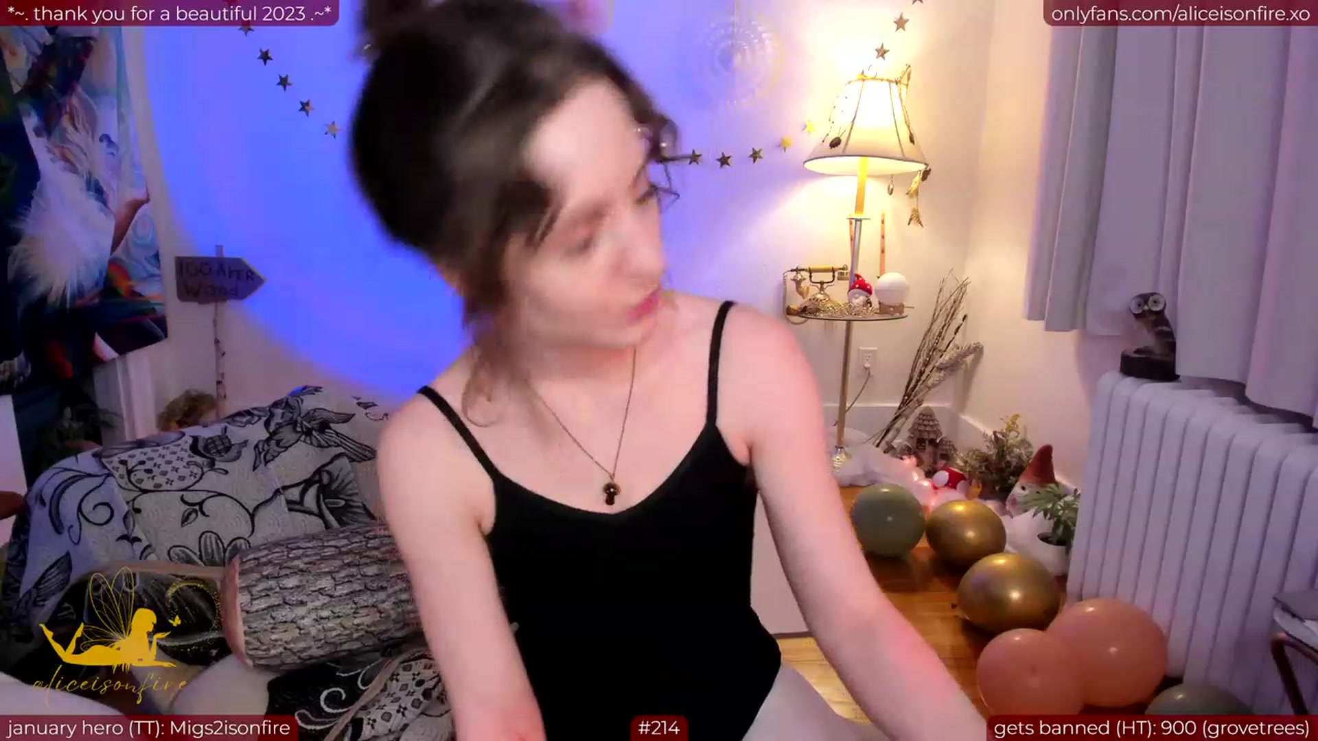 Gallery image thumbnail from aliceisonfire's myfreecams stream on, 01/24/2024, 10:36 image 15 of 20