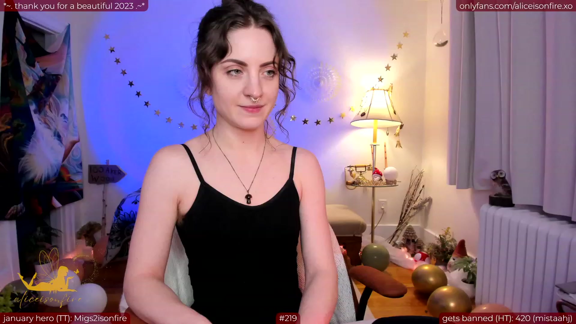 Gallery image thumbnail from aliceisonfire's myfreecams stream on, 01/24/2024, 10:36 image 6 of 20