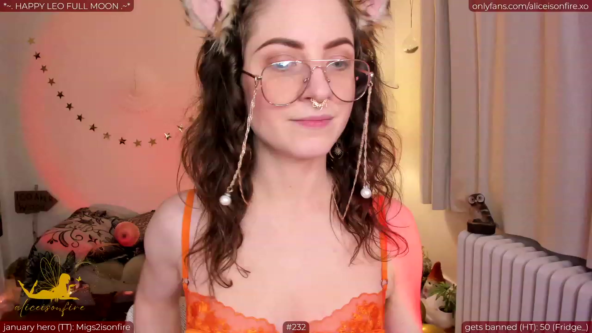 Gallery image thumbnail from aliceisonfire's myfreecams stream on, 01/26/2024, 08:24 image 1 of 20