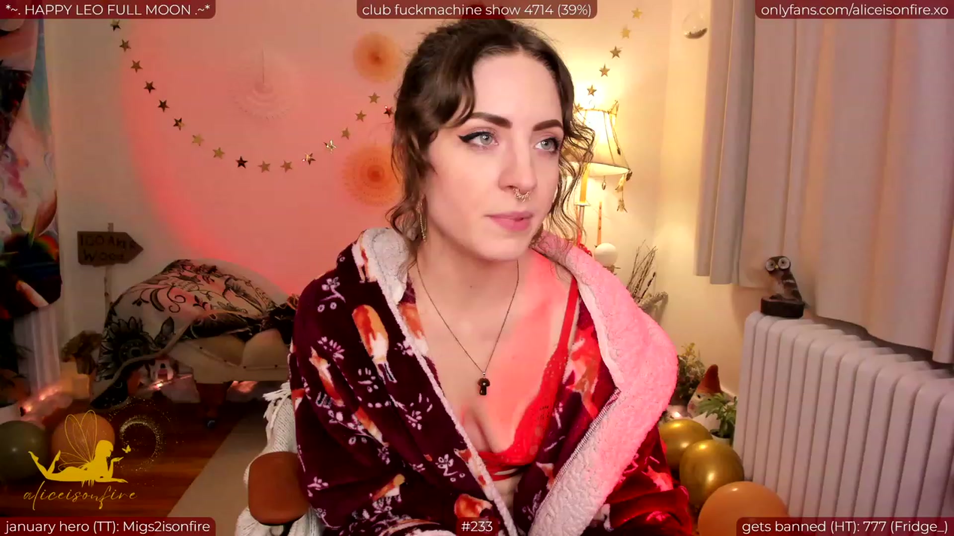 Gallery image thumbnail from aliceisonfire's myfreecams stream on, 01/27/2024, 07:53 image 12 of 20