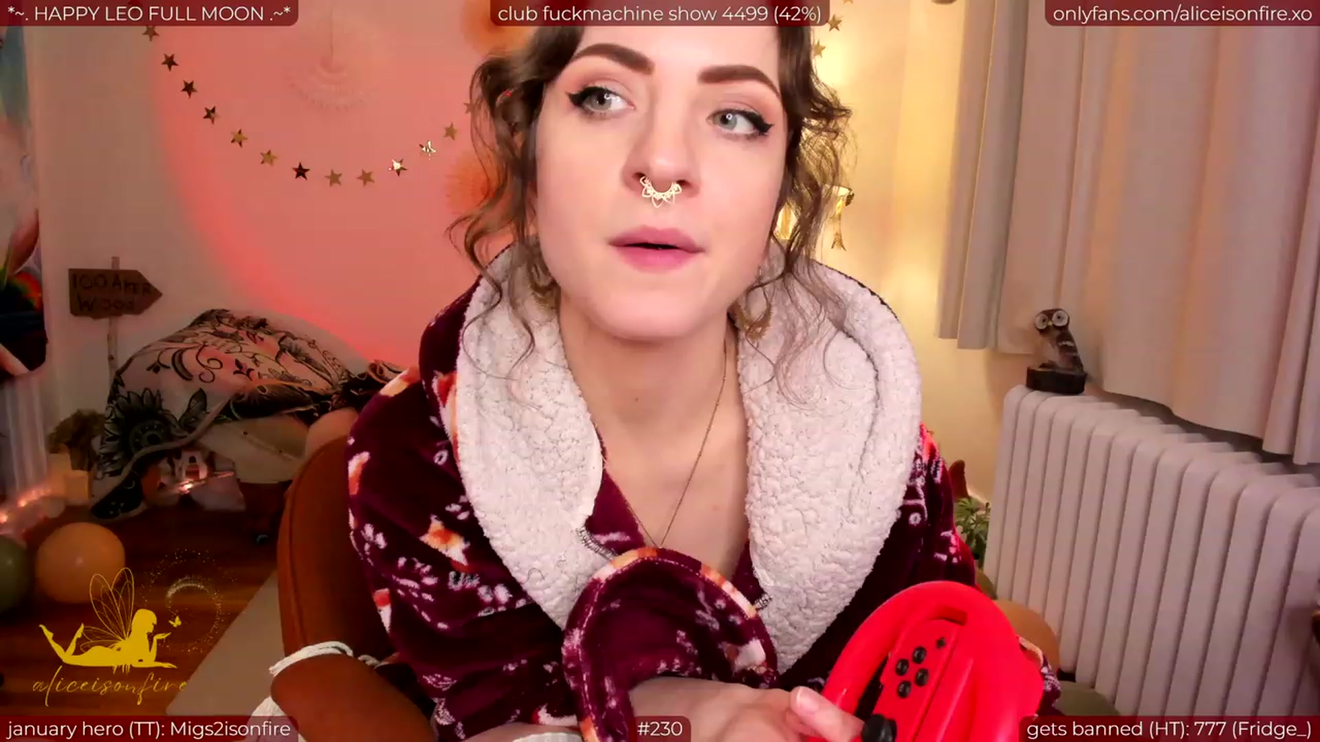 Gallery image thumbnail from aliceisonfire's myfreecams stream on, 01/27/2024, 10:26 image 2 of 20