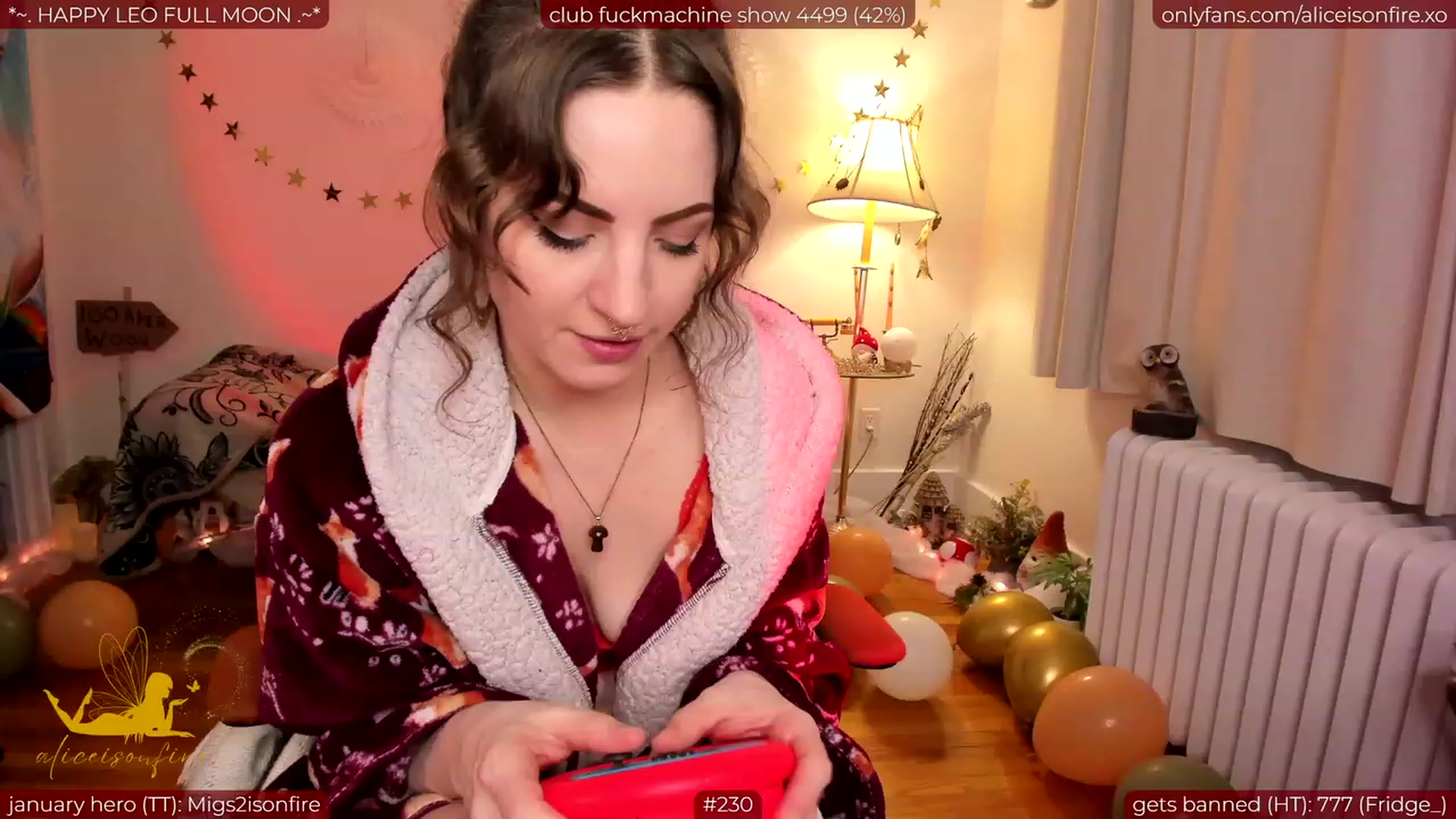 Gallery image thumbnail from aliceisonfire's myfreecams stream on, 01/27/2024, 10:26 image 3 of 20