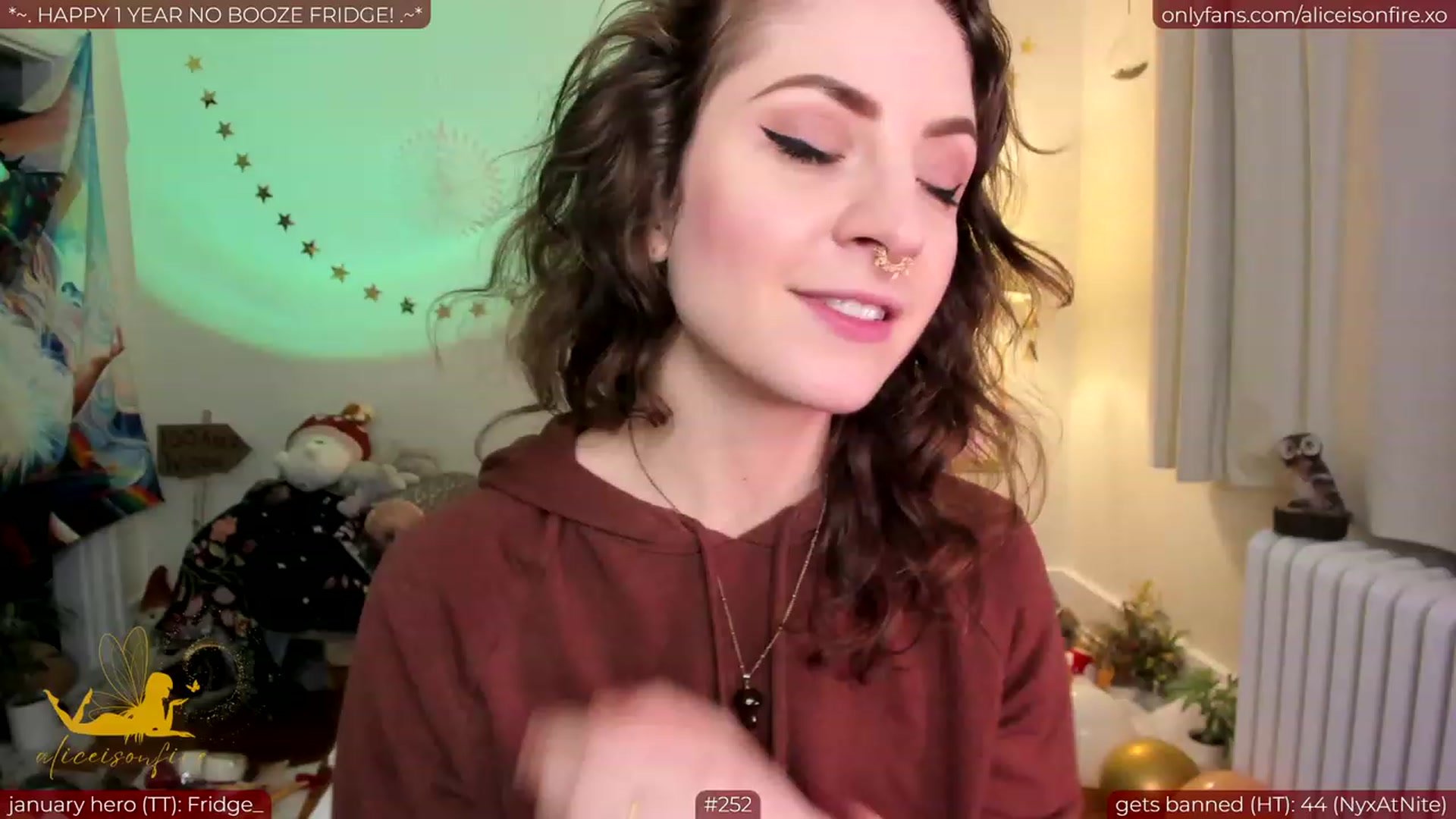Gallery image thumbnail from aliceisonfire's myfreecams stream on, 01/30/2024, 06:22 image 5 of 20