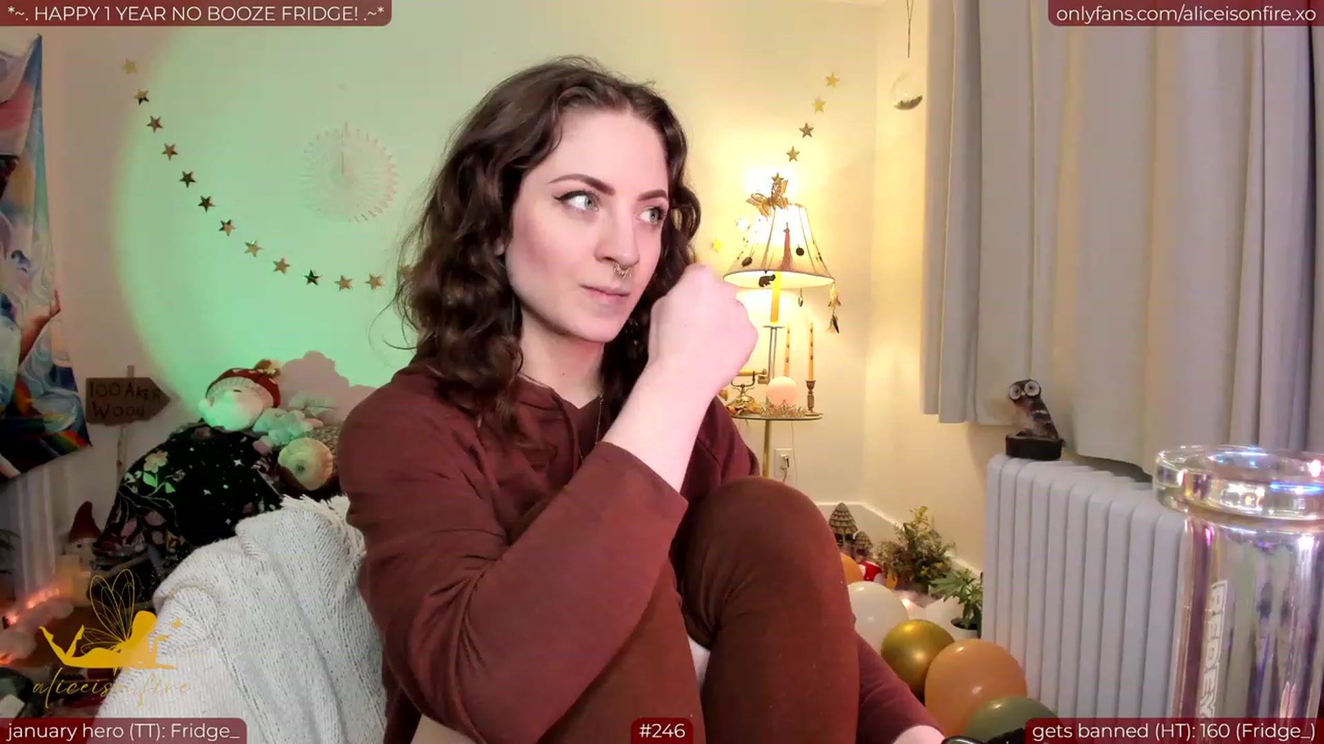 Gallery image thumbnail from aliceisonfire's myfreecams stream on, 01/30/2024, 07:00 image 6 of 20