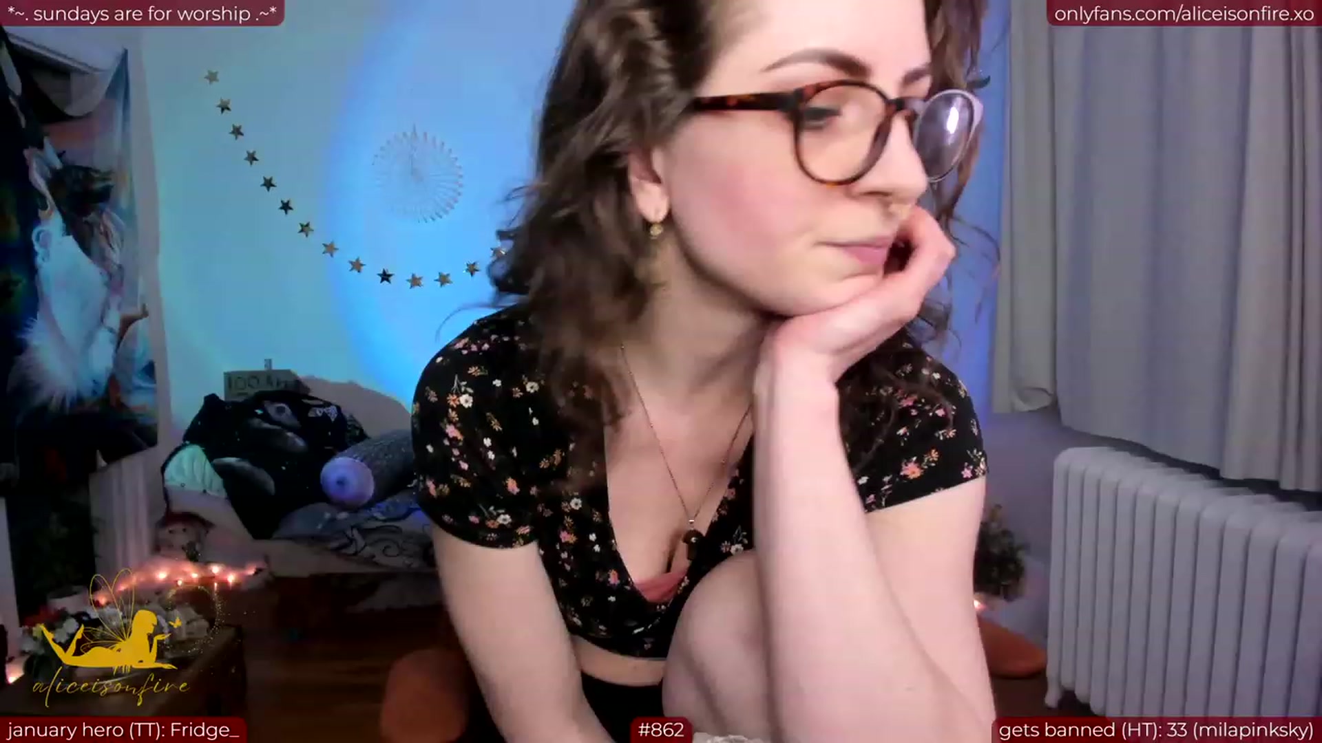 Gallery image thumbnail from aliceisonfire's myfreecams stream on, 02/05/2024, 06:09 image 8 of 20