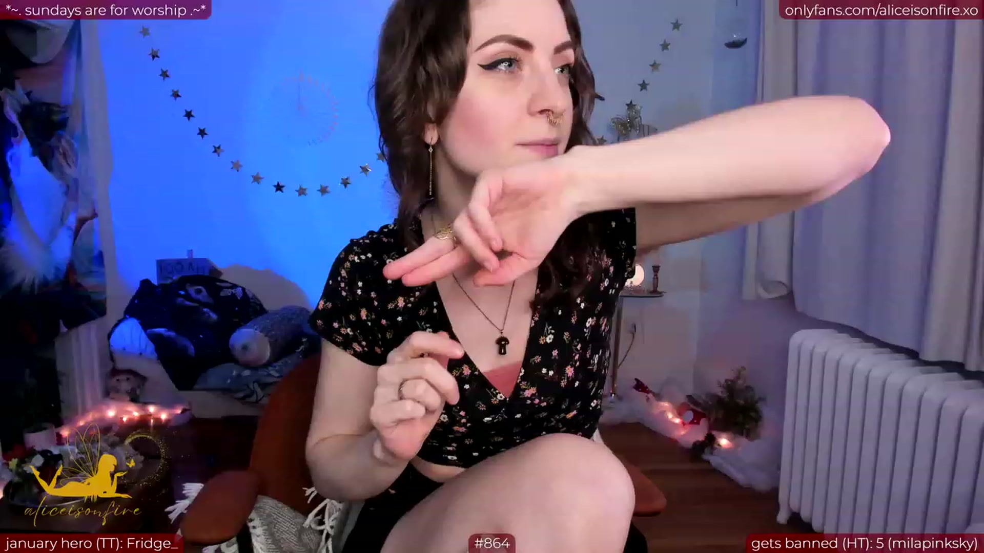 Gallery image thumbnail from aliceisonfire's myfreecams stream on, 02/05/2024, 06:09 image 4 of 20