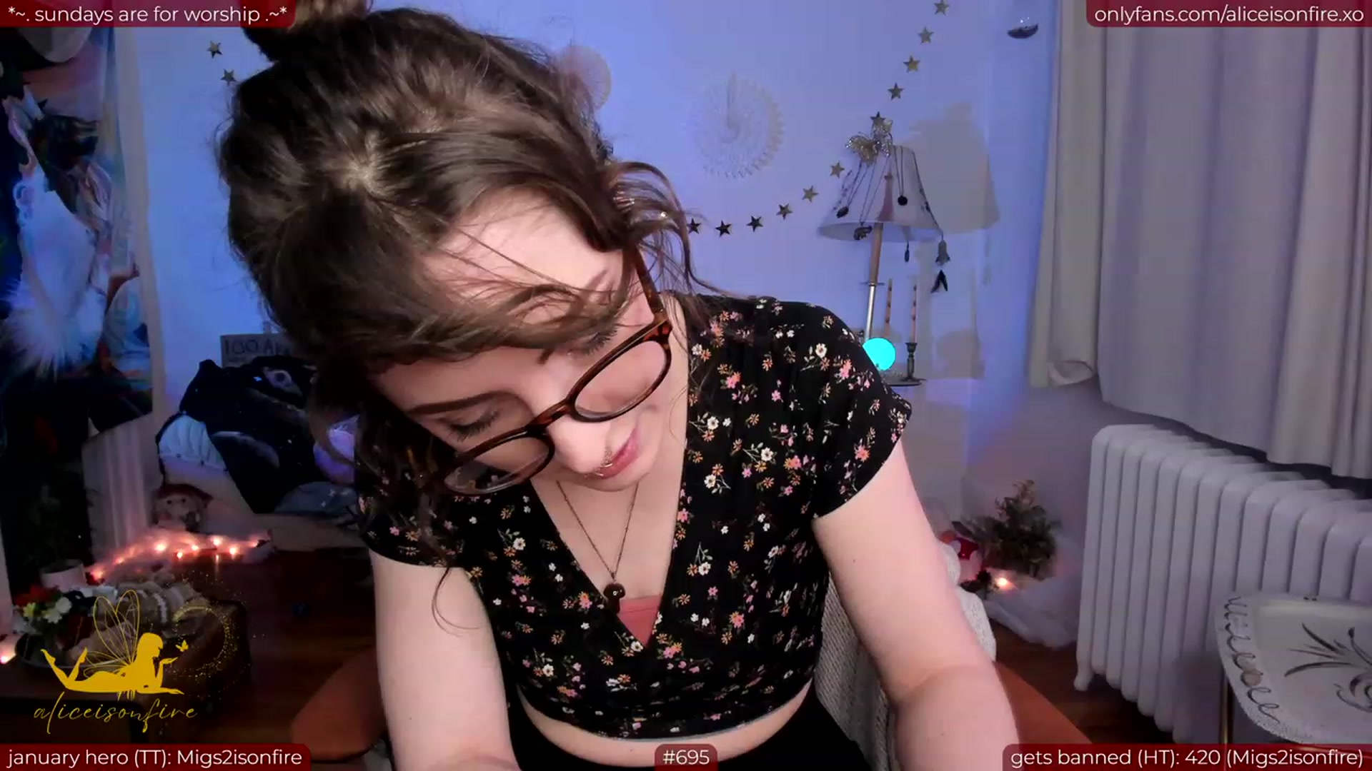 Gallery image thumbnail from aliceisonfire's myfreecams stream on, 02/05/2024, 08:08 image 5 of 20