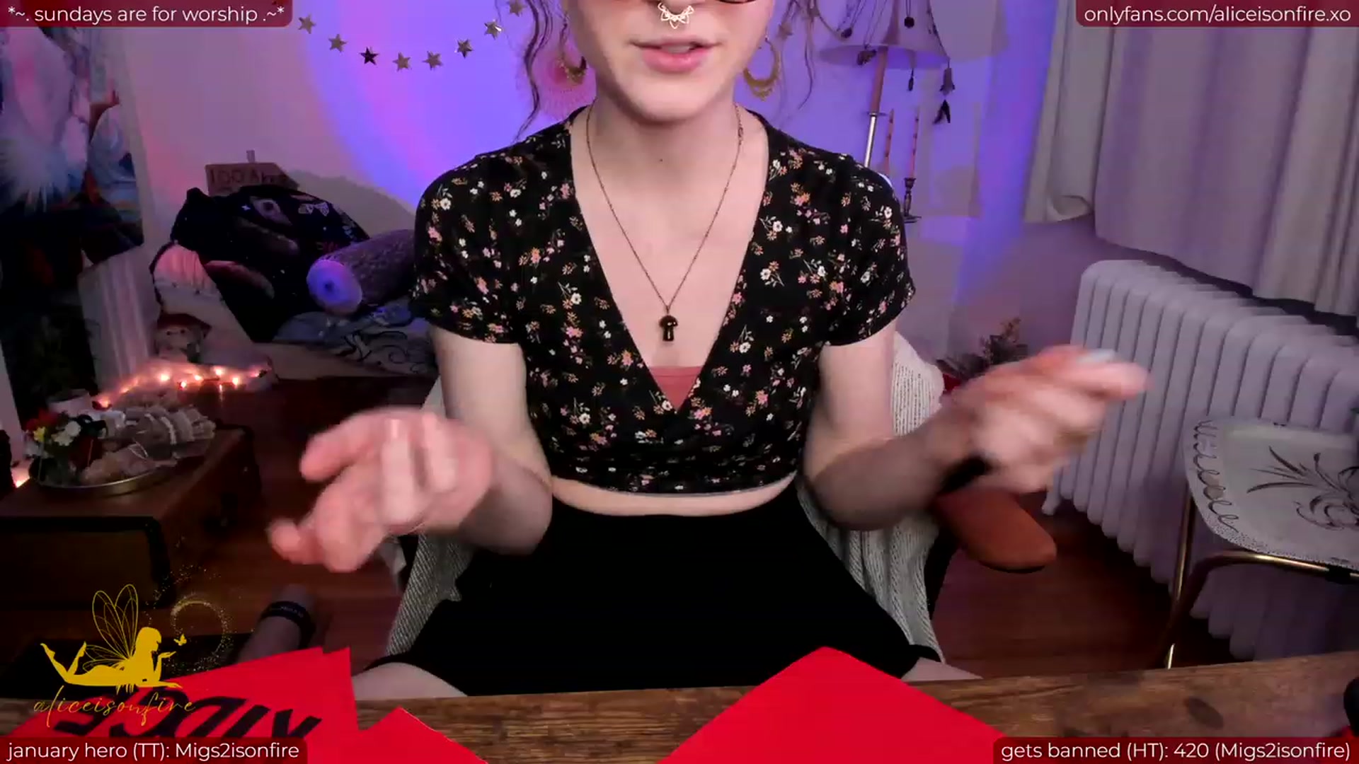 Gallery image thumbnail from aliceisonfire's myfreecams stream on, 02/05/2024, 08:08 image 7 of 20
