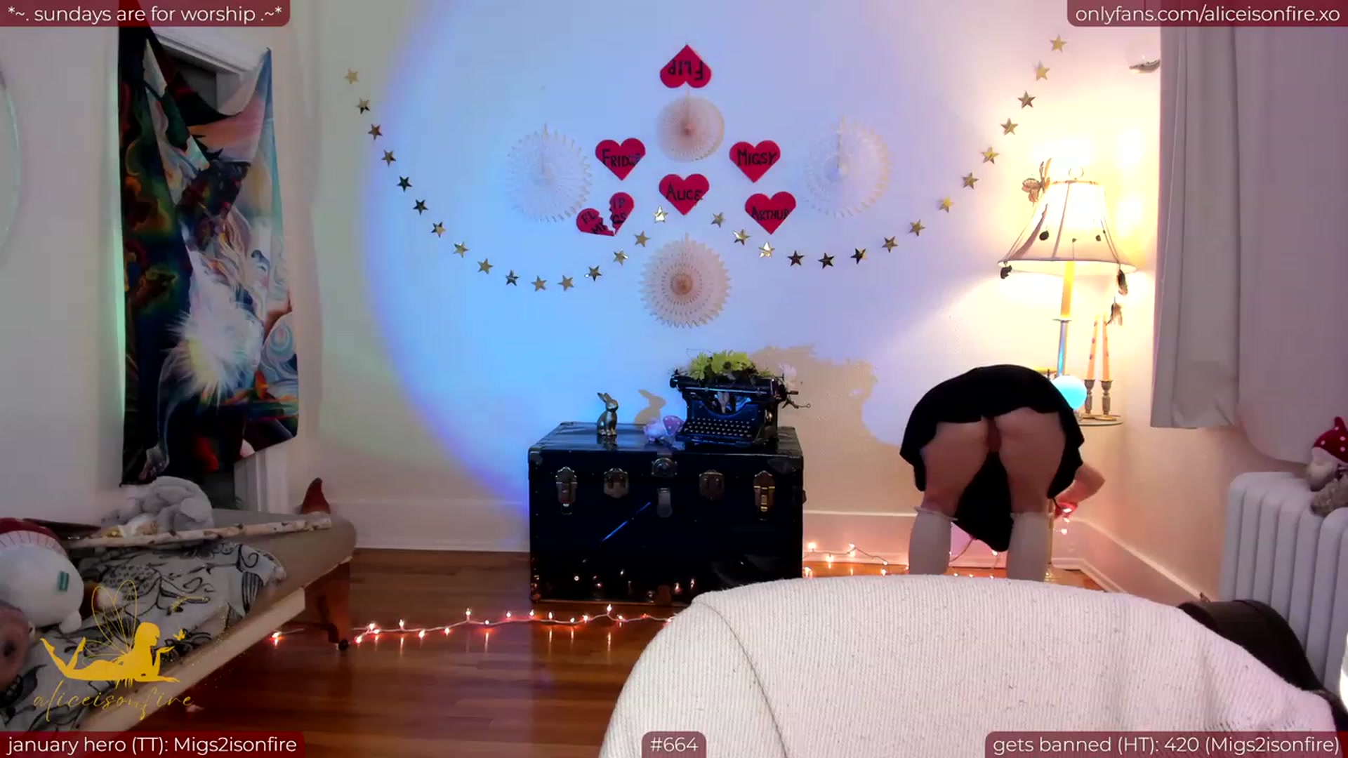 Gallery image thumbnail from aliceisonfire's myfreecams stream on, 02/05/2024, 10:22 image 6 of 20