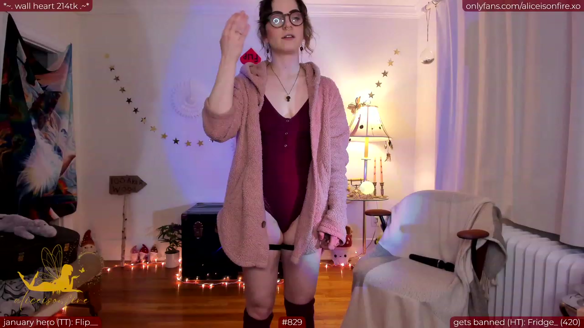 Gallery image thumbnail from aliceisonfire's myfreecams stream on, 02/07/2024, 10:44 image 14 of 20