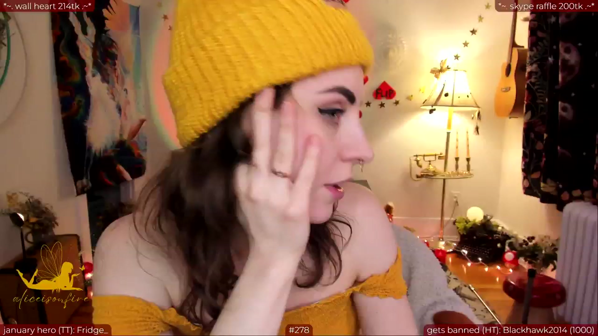 Gallery image thumbnail from aliceisonfire's myfreecams stream on, 02/19/2024, 08:48 image 20 of 20