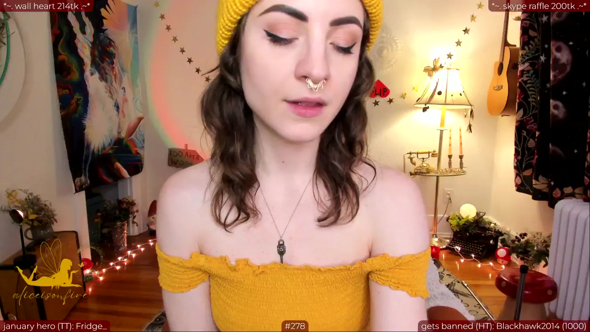 Gallery image thumbnail from aliceisonfire's myfreecams stream on, 02/19/2024, 08:48 image 18 of 20