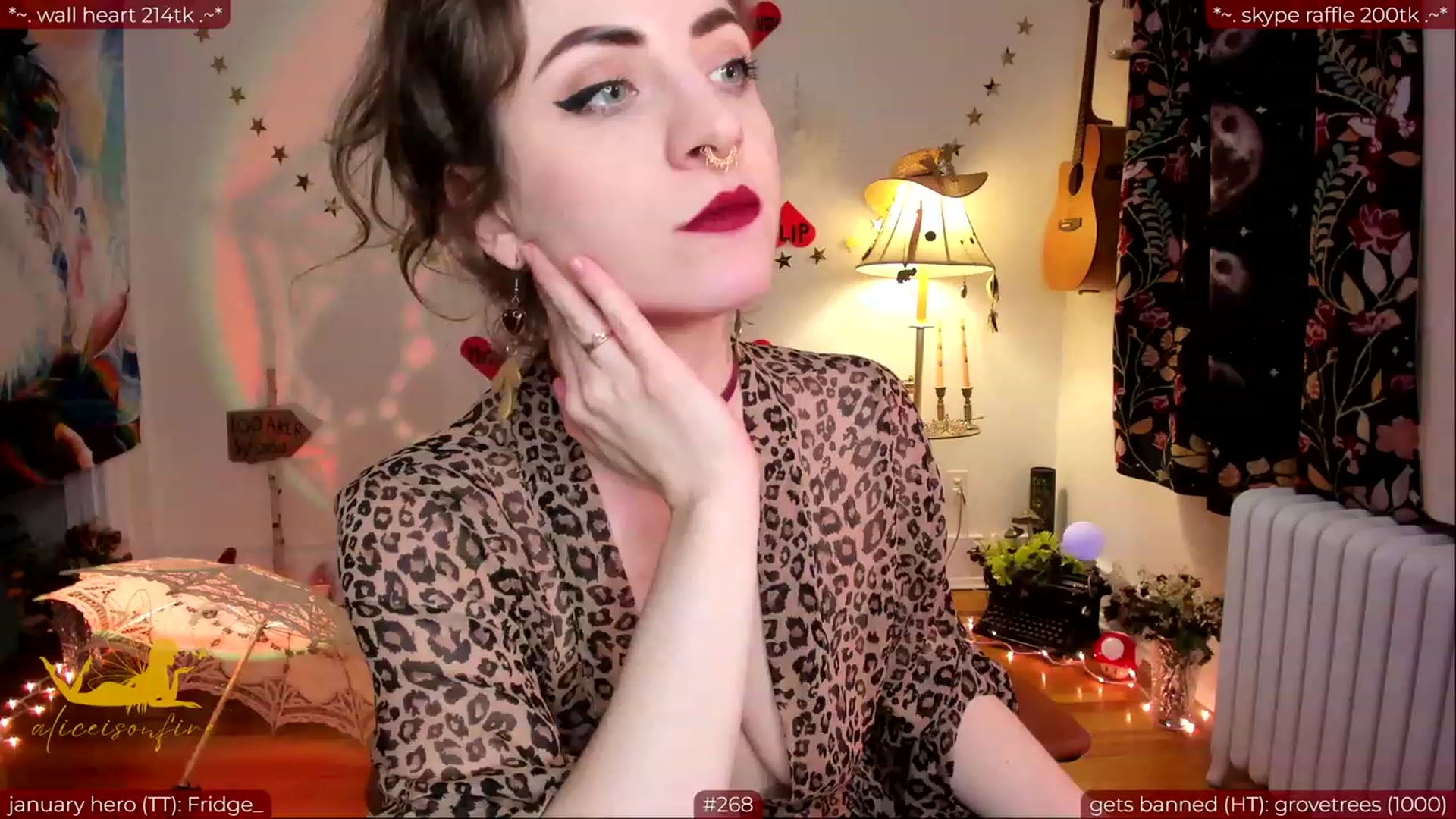 Gallery image thumbnail from aliceisonfire's myfreecams stream on, 02/22/2024, 08:58 image 18 of 20