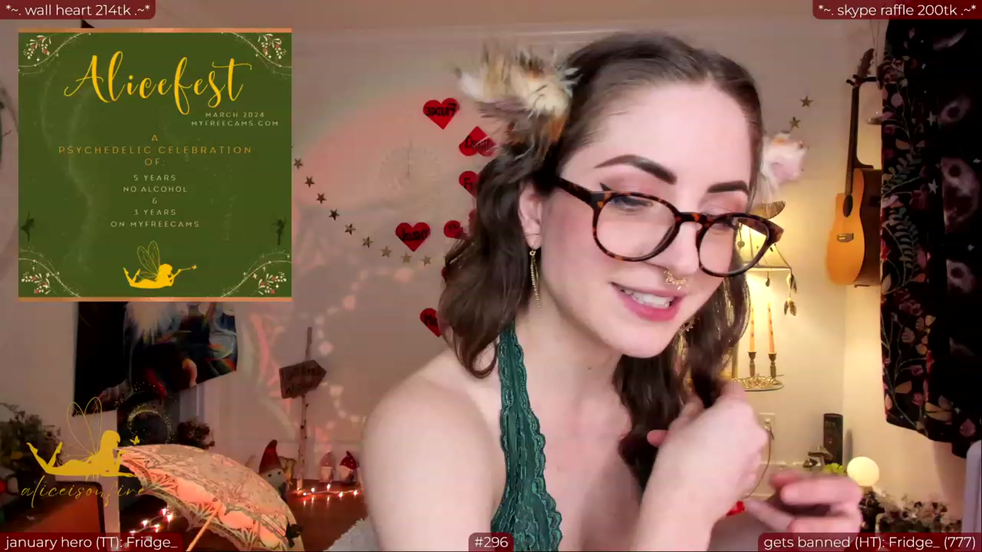 Gallery image thumbnail from aliceisonfire's myfreecams stream on, 02/24/2024, 10:11 image 7 of 20