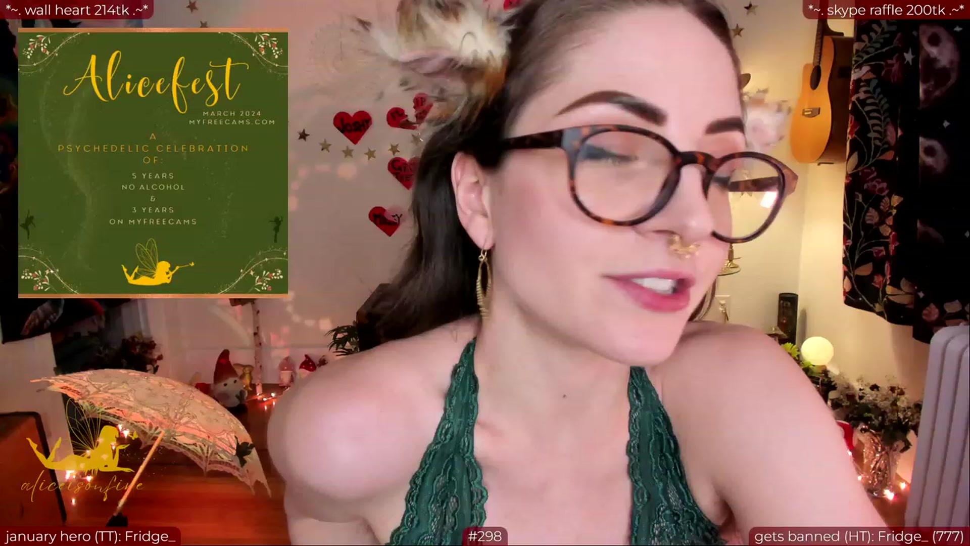 Gallery image thumbnail from aliceisonfire's myfreecams stream on, 02/24/2024, 10:11 image 20 of 20