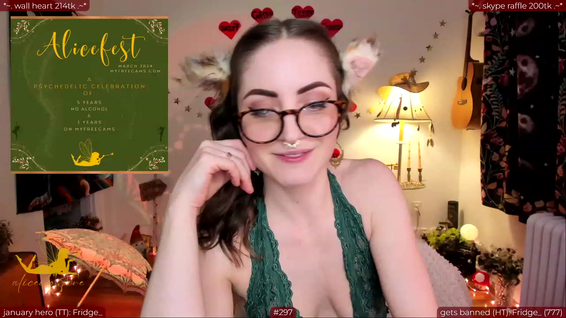 Gallery image thumbnail from aliceisonfire's myfreecams stream on, 02/24/2024, 10:11 image 2 of 20