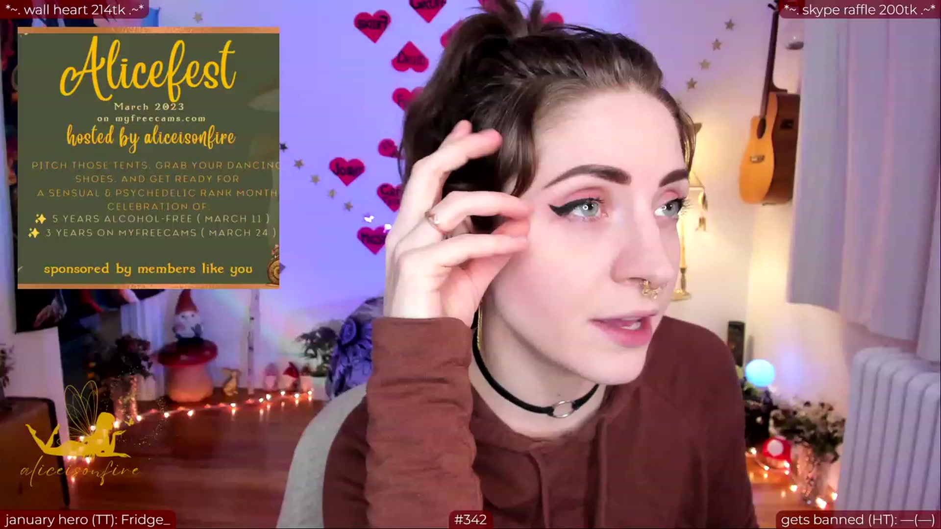 Gallery image thumbnail from aliceisonfire's myfreecams stream on, 02/26/2024, 07:32 image 6 of 20