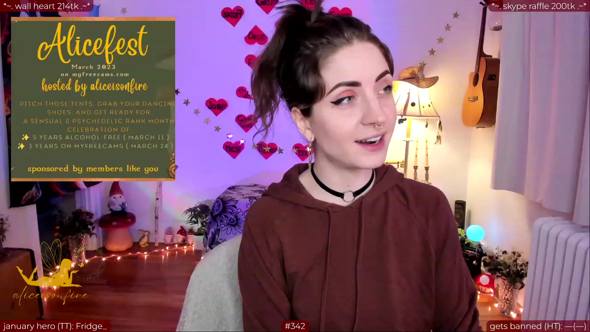 Gallery image thumbnail from aliceisonfire's myfreecams stream on, 02/26/2024, 07:32 image 9 of 20