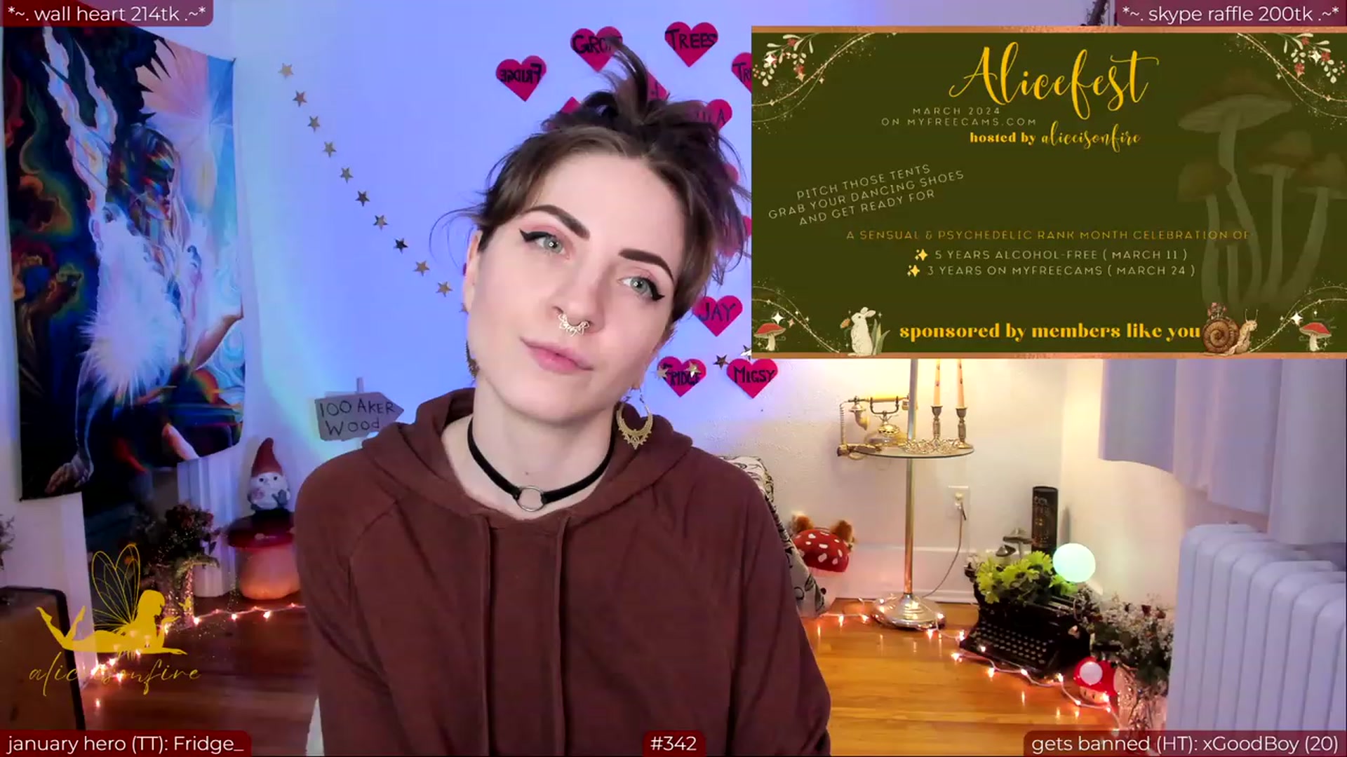Gallery image thumbnail from aliceisonfire's myfreecams stream on, 02/26/2024, 09:05 image 5 of 20