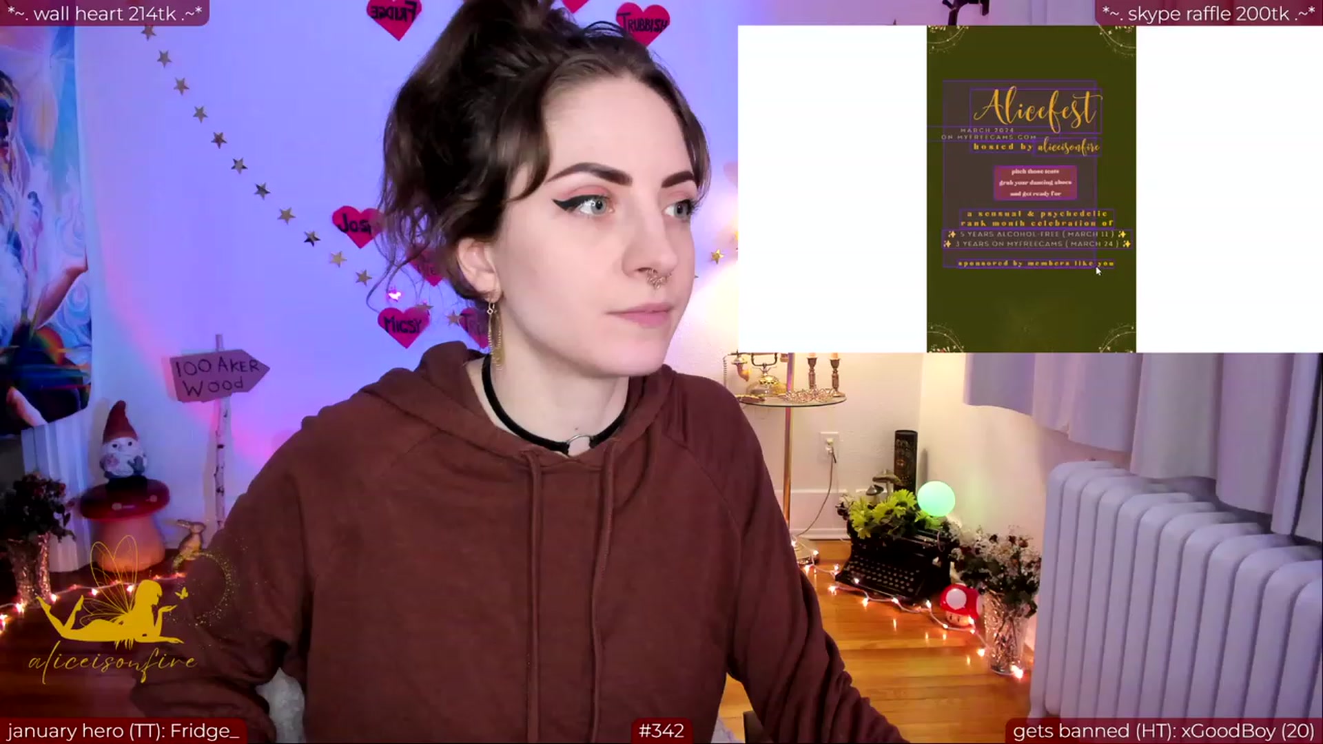 Gallery image thumbnail from aliceisonfire's myfreecams stream on, 02/26/2024, 09:05 image 14 of 20