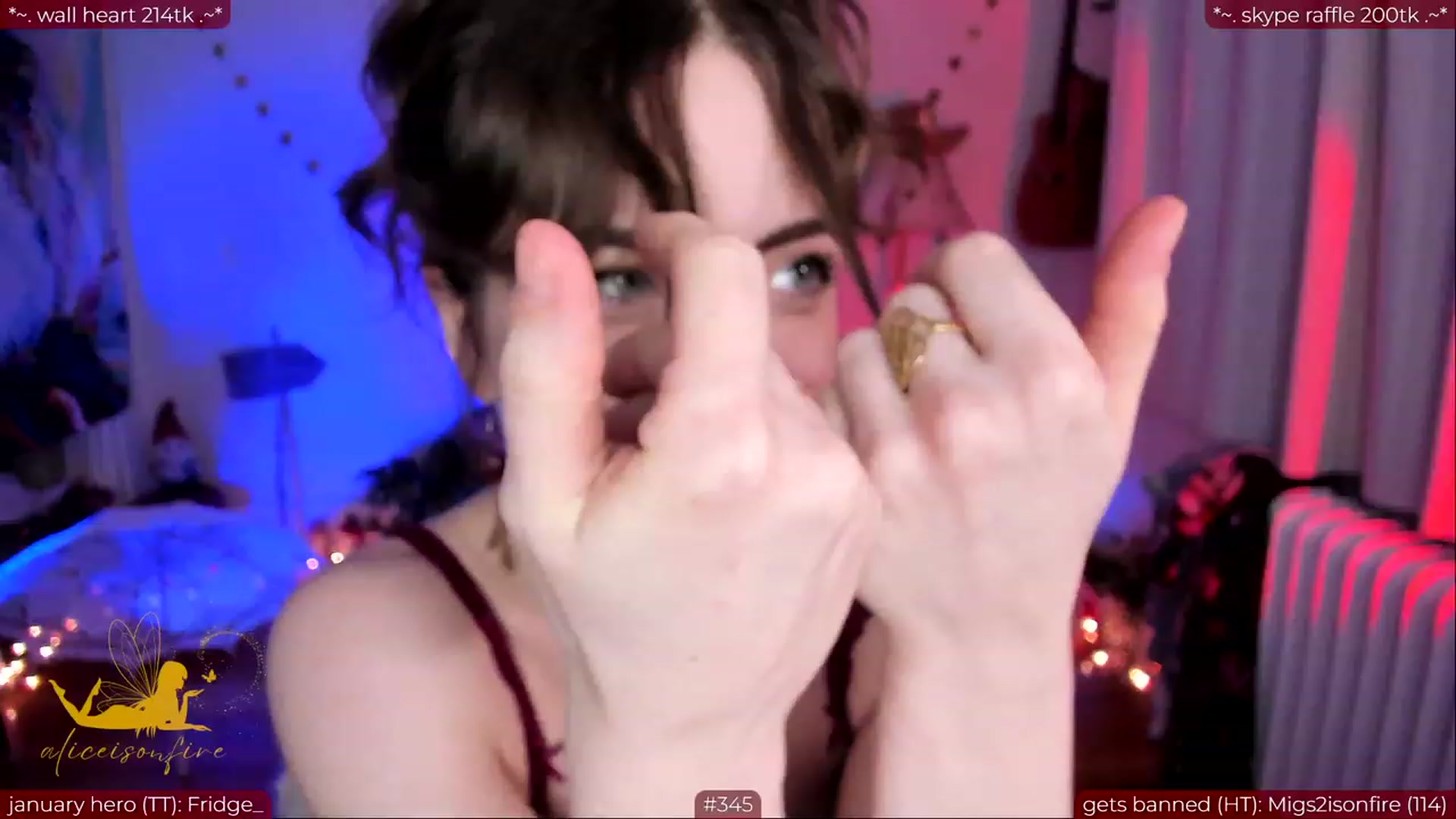 Gallery image thumbnail from aliceisonfire's myfreecams stream on, 02/28/2024, 05:42 image 17 of 20
