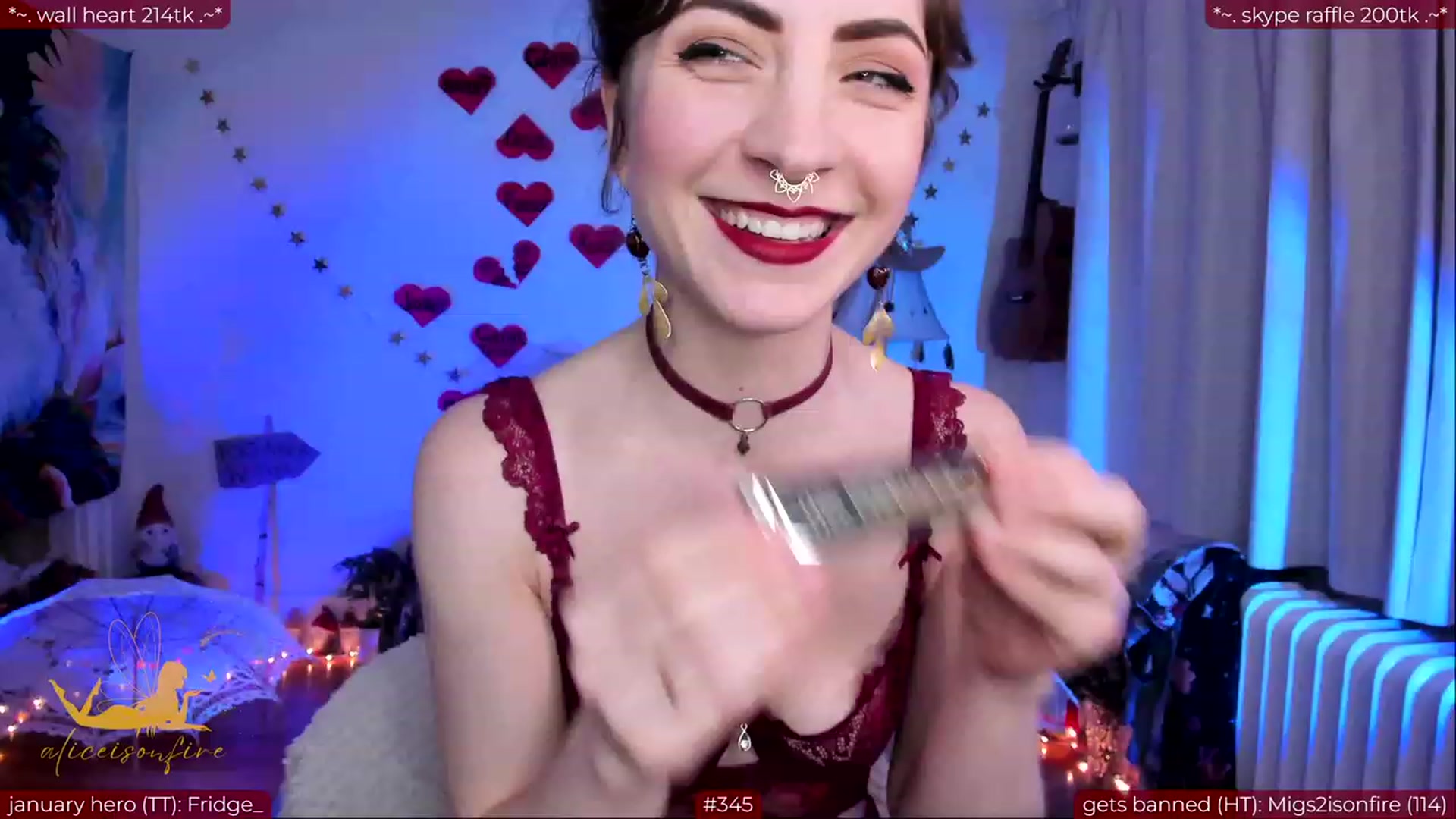 Gallery image thumbnail from aliceisonfire's myfreecams stream on, 02/28/2024, 05:42 image 14 of 20